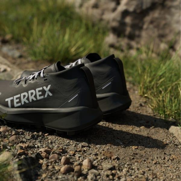 adidas Terrex Agravic GORE-TEX Trail Running Shoes Silver Green 9.5 Womens Product Image