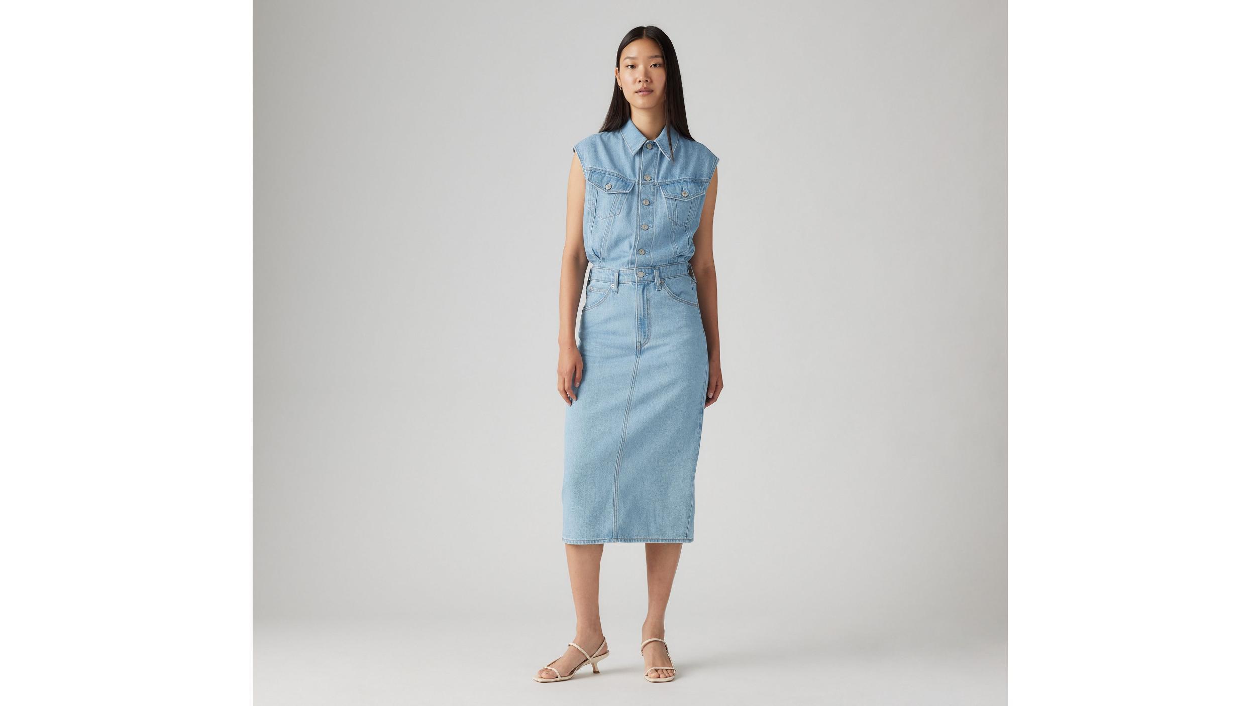 Iconic Sleeveless Dress Product Image