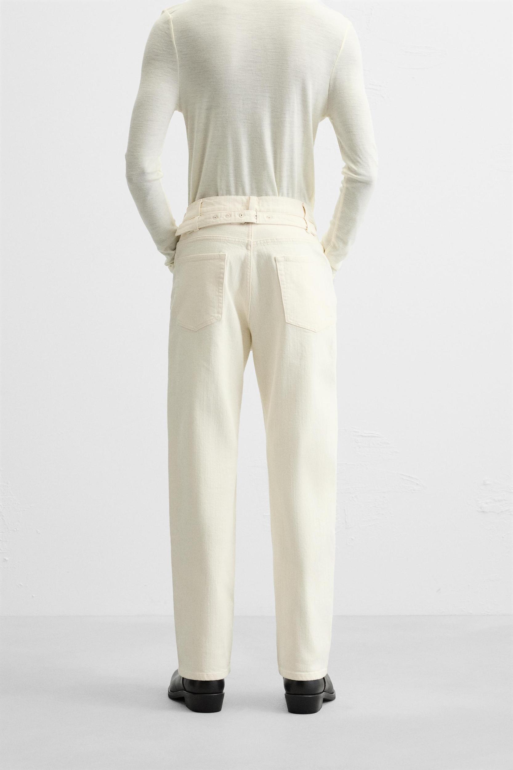 ADJUSTABLE RELAXED FIT JEANS Product Image