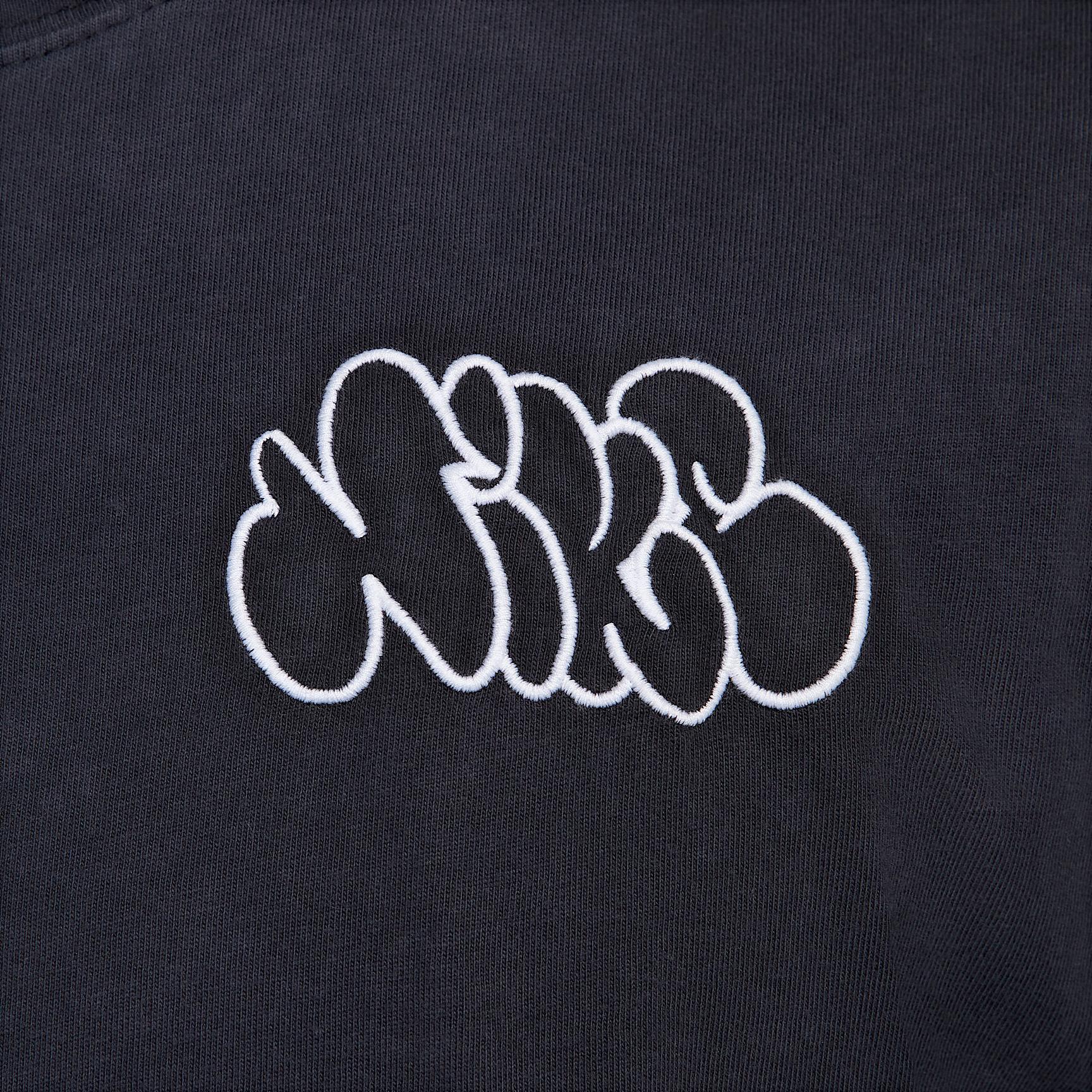 Nike Men's Max90 Basketball T-Shirt Product Image