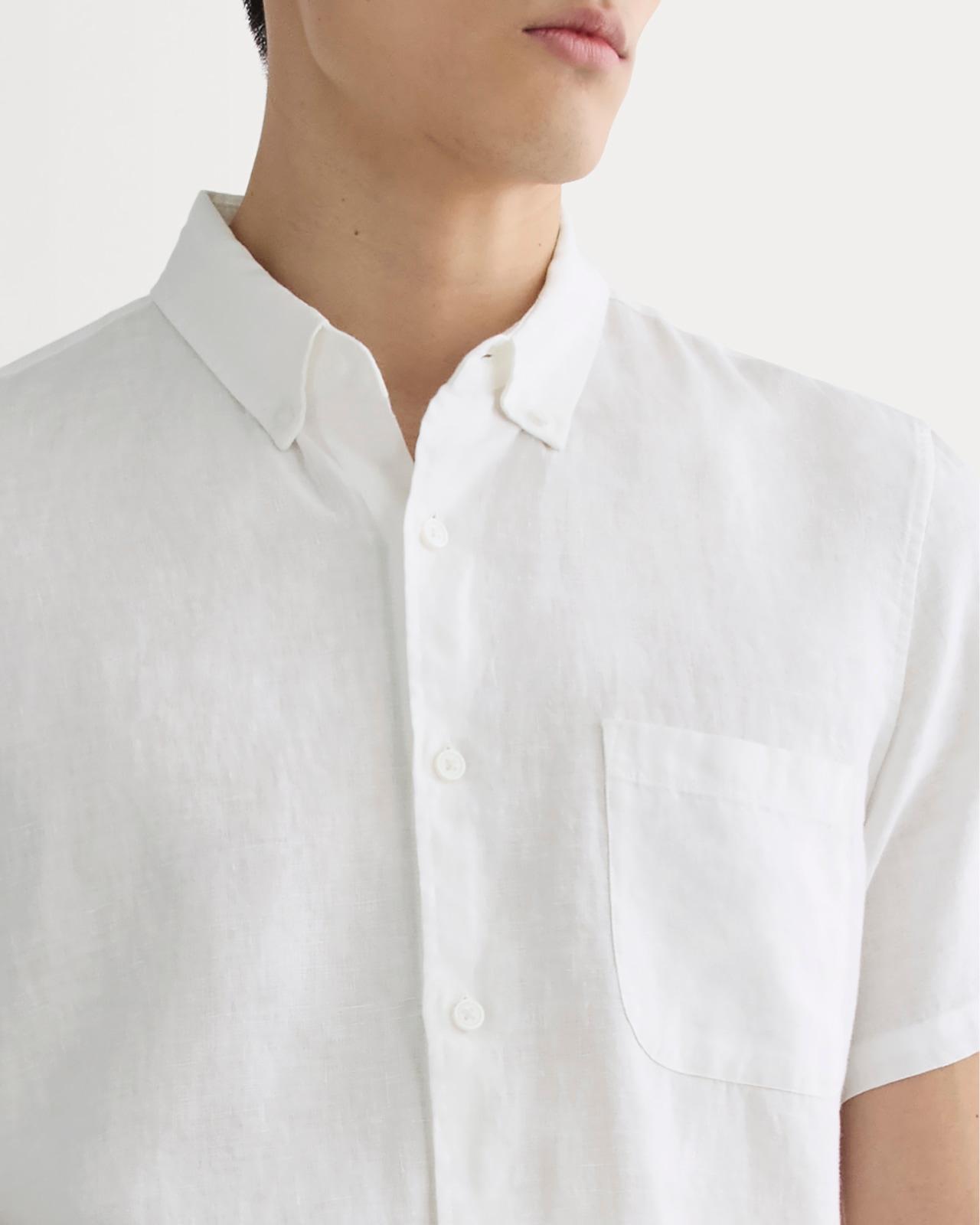 The Classic Short-Sleeve Shirt in Linen Product Image