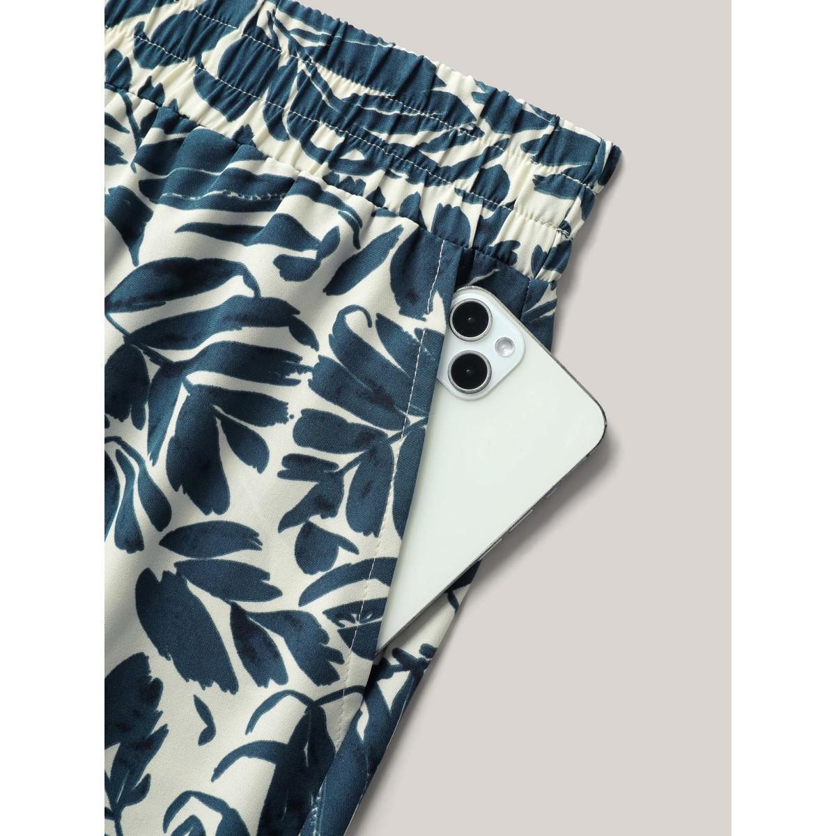 Plus Size Tropical Leaf Print Wide-Leg Pants Women Indigo Resort Wide Leg Mid Rise Vacation Pants BloomChic 14-16/1X Product Image