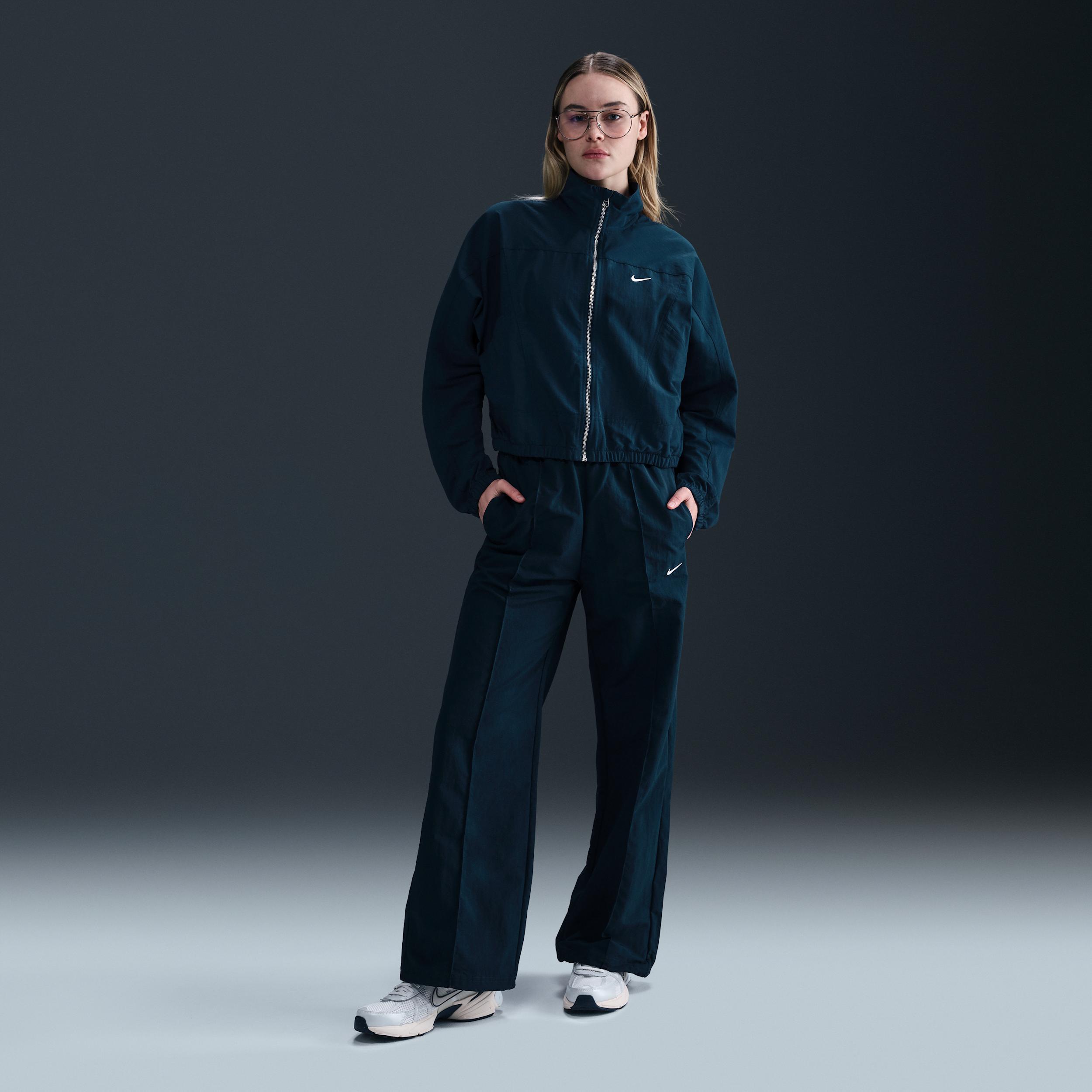 Nike Sportswear Everything Wovens Women's Oversized Repel UV Protection Jacket (Plus Size) Product Image
