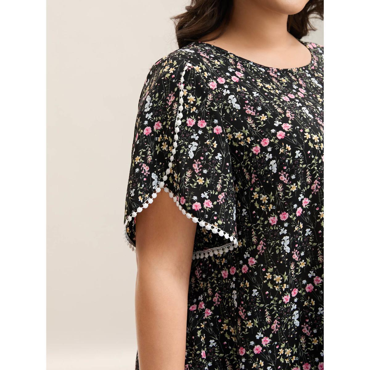 Plus Size Black Floral Print Petal Sleeve Shirt Women Short sleeve Round Neck Everyday-Elegant Blouses BloomChic 10/M Product Image