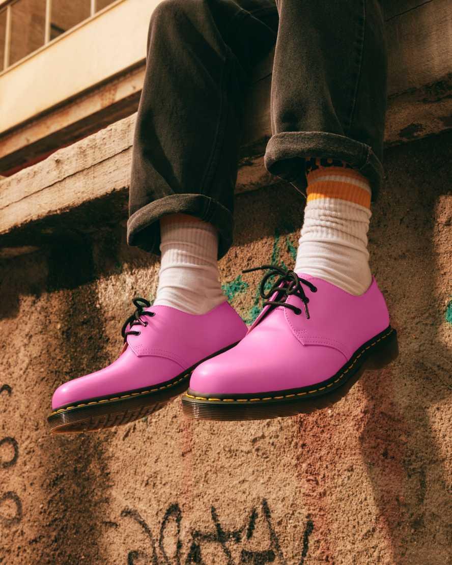 Dr. Martens Mens 1461 Smooth Leather Oxfords Product Image