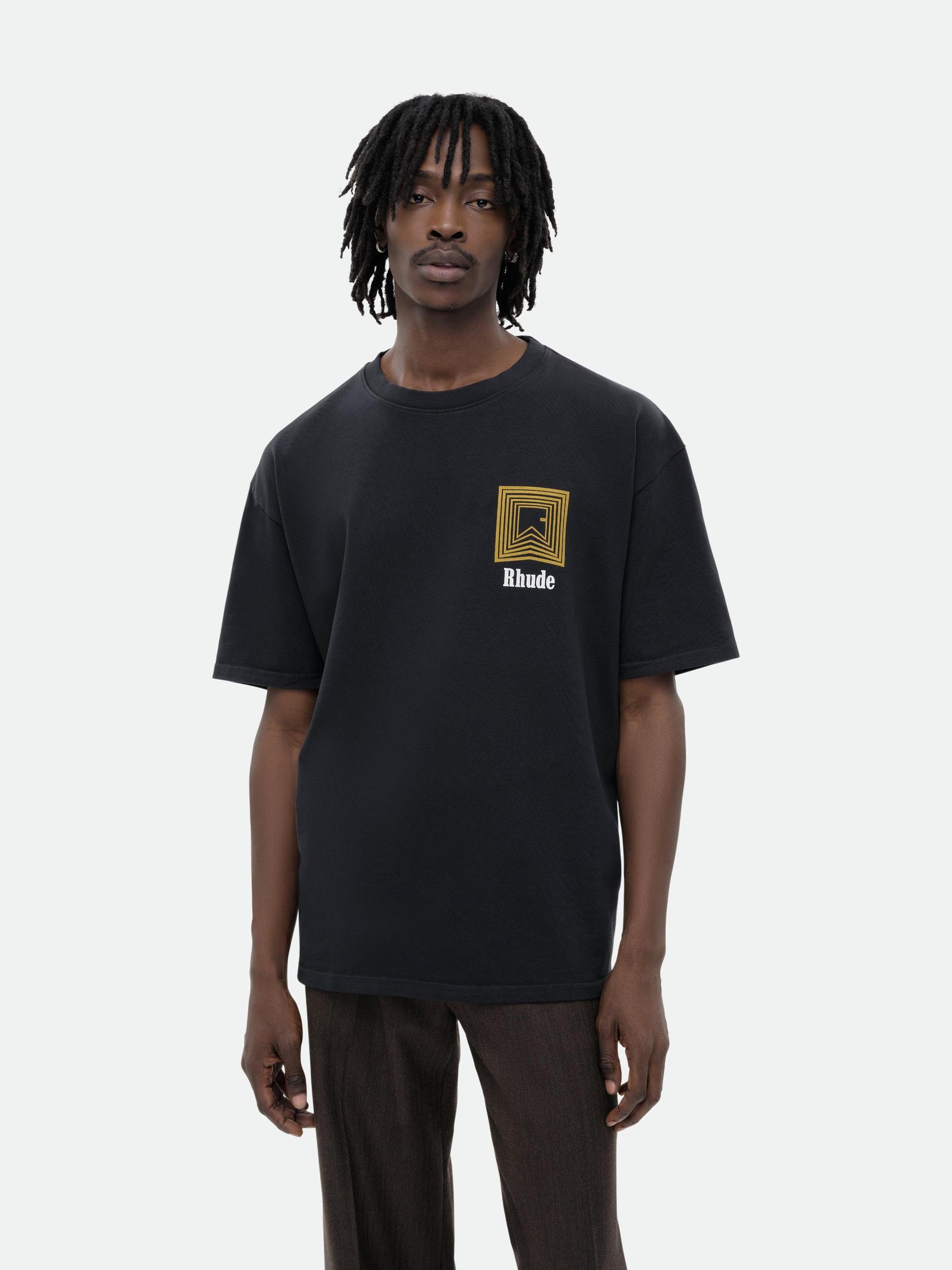 CHEVRON LOGO REPEAT TEE Male Product Image