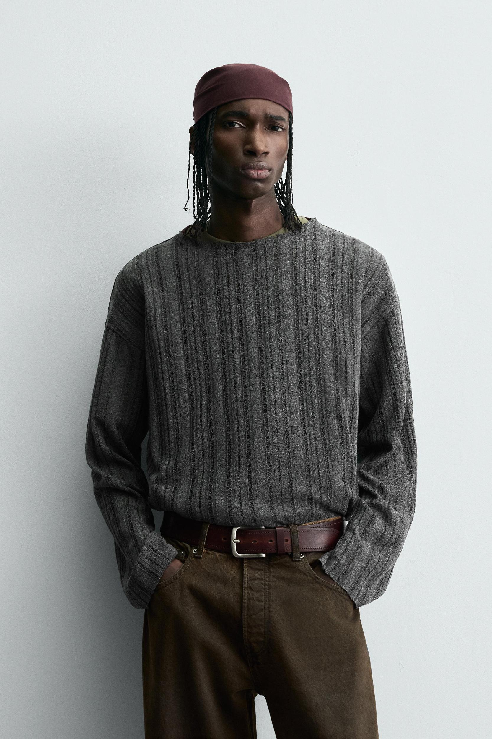 OPEN KNIT T-SHIRT Product Image