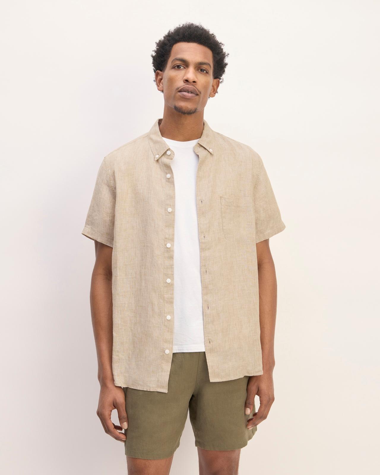 The Classic Short-Sleeve Shirt in Linen Product Image