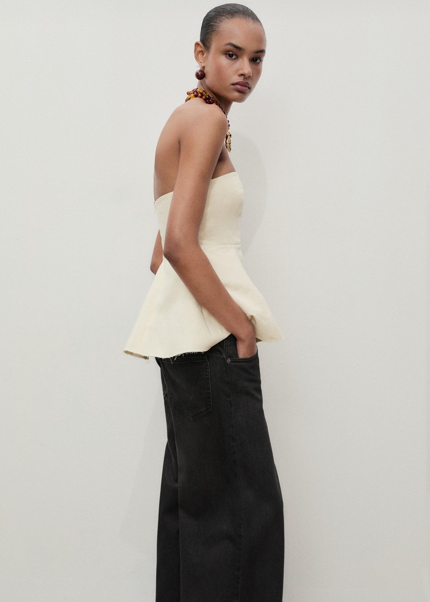 Low waist wide-leg jeans - Women | MANGO USA Product Image