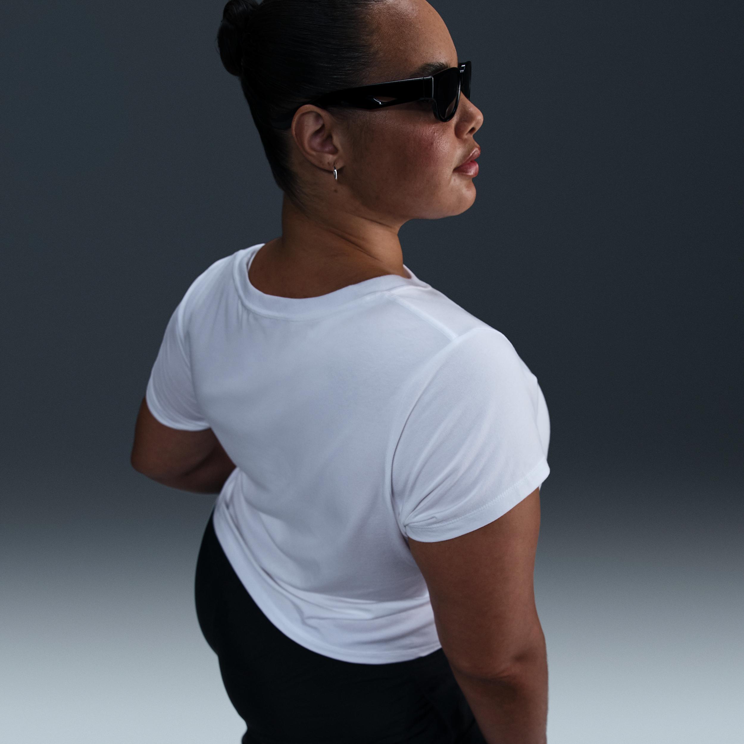 Women's Nike Sportswear Chill Knit Cropped T-Shirt (Plus Size) Product Image