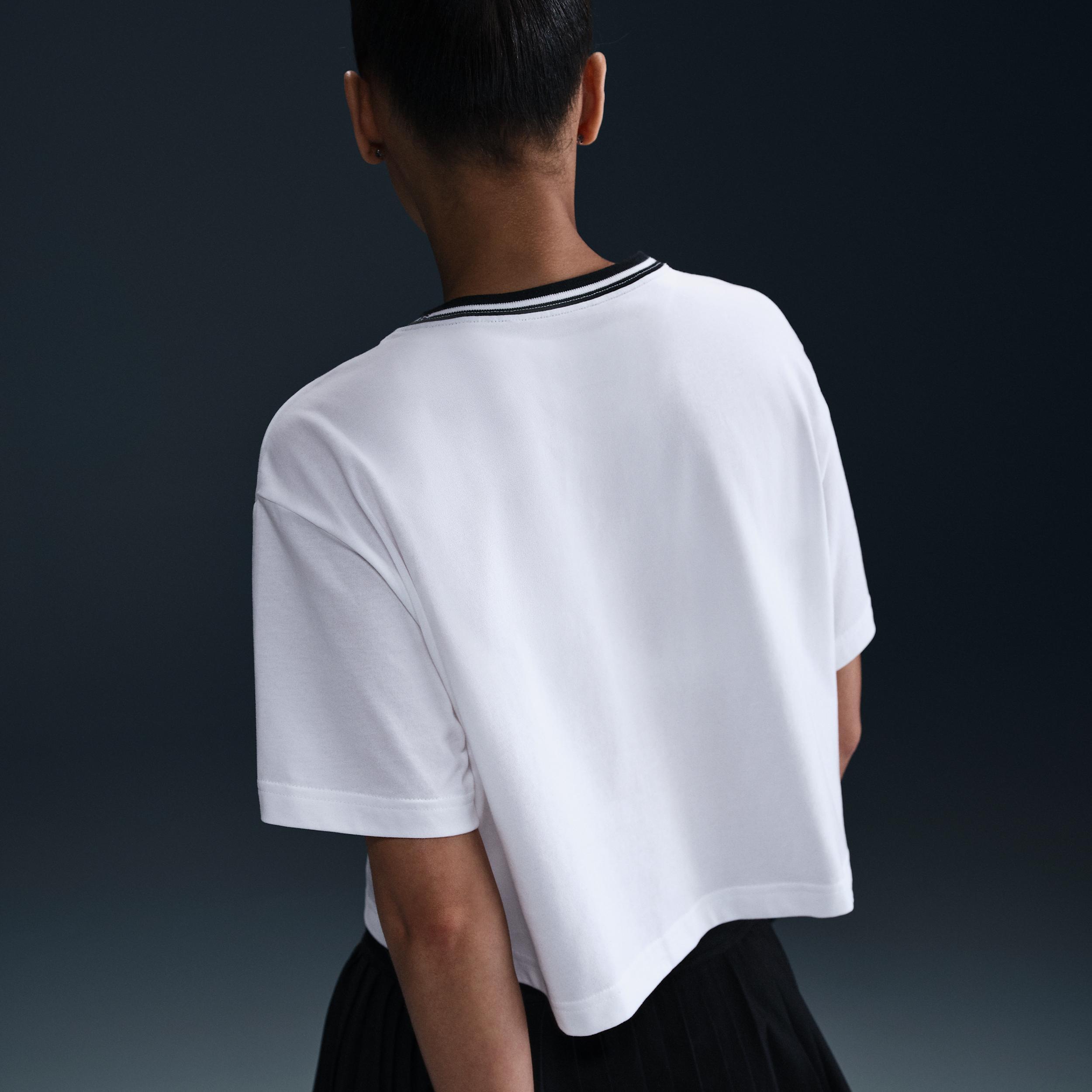 Nike Heritage Women's Dri-FIT Short-Sleeve Cropped T-Shirt Product Image