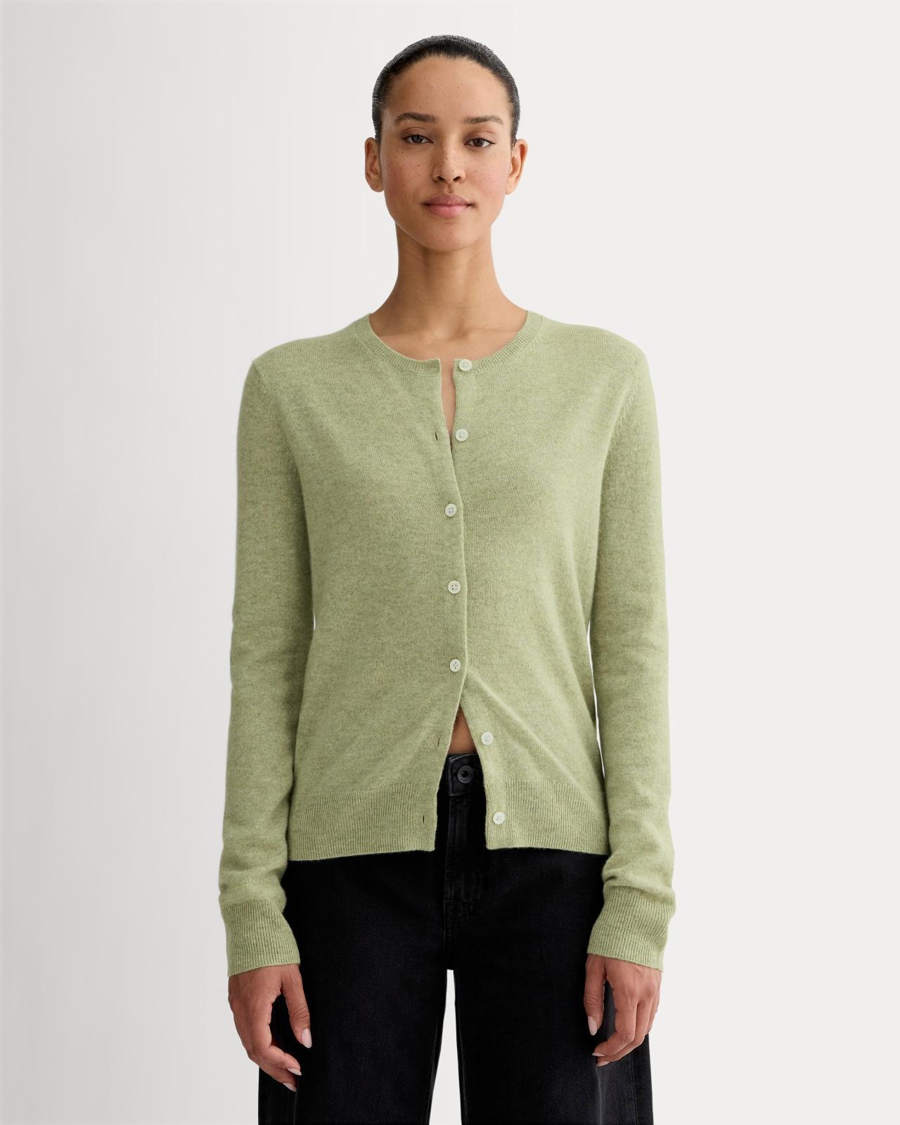 The Classic Cardigan in Cashmere Product Image