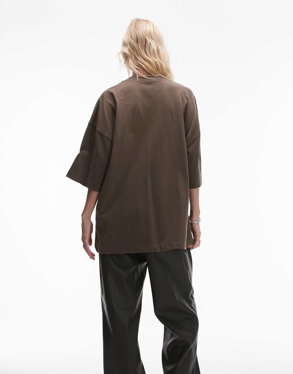 Topshop oversized drop shoulder tee in dark khaki Product Image