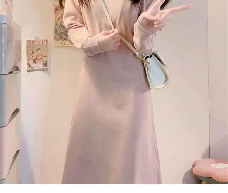 Long-Sleeve Hooded Knit Maxi A-Line Dress Product Image