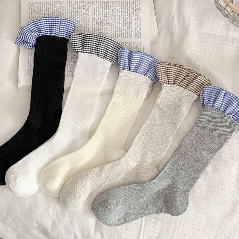 Gingham Panel Ribbed Socks Product Image