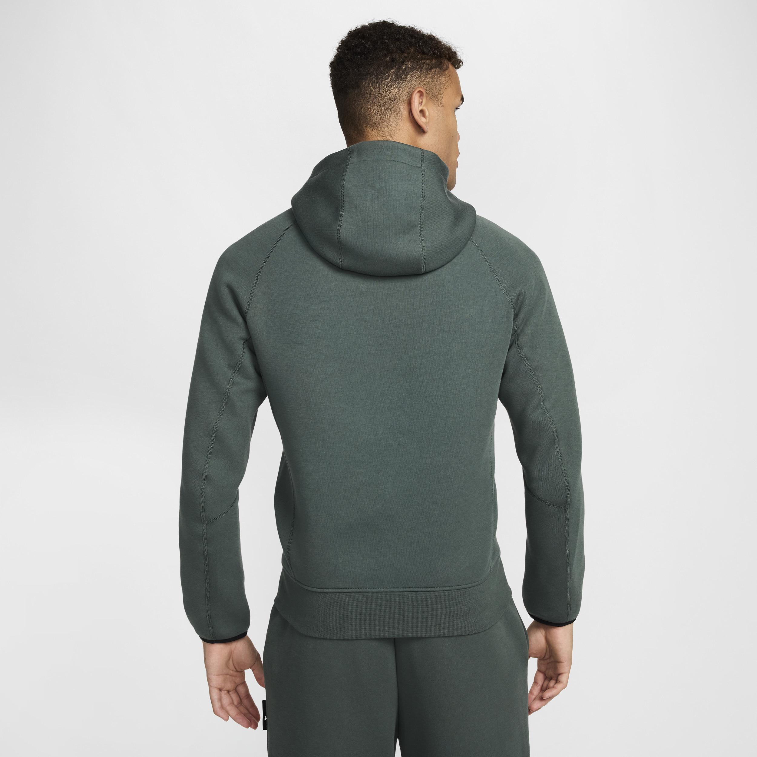 Nike Sportswear Tech Fleece Men's Pullover Hoodie Product Image