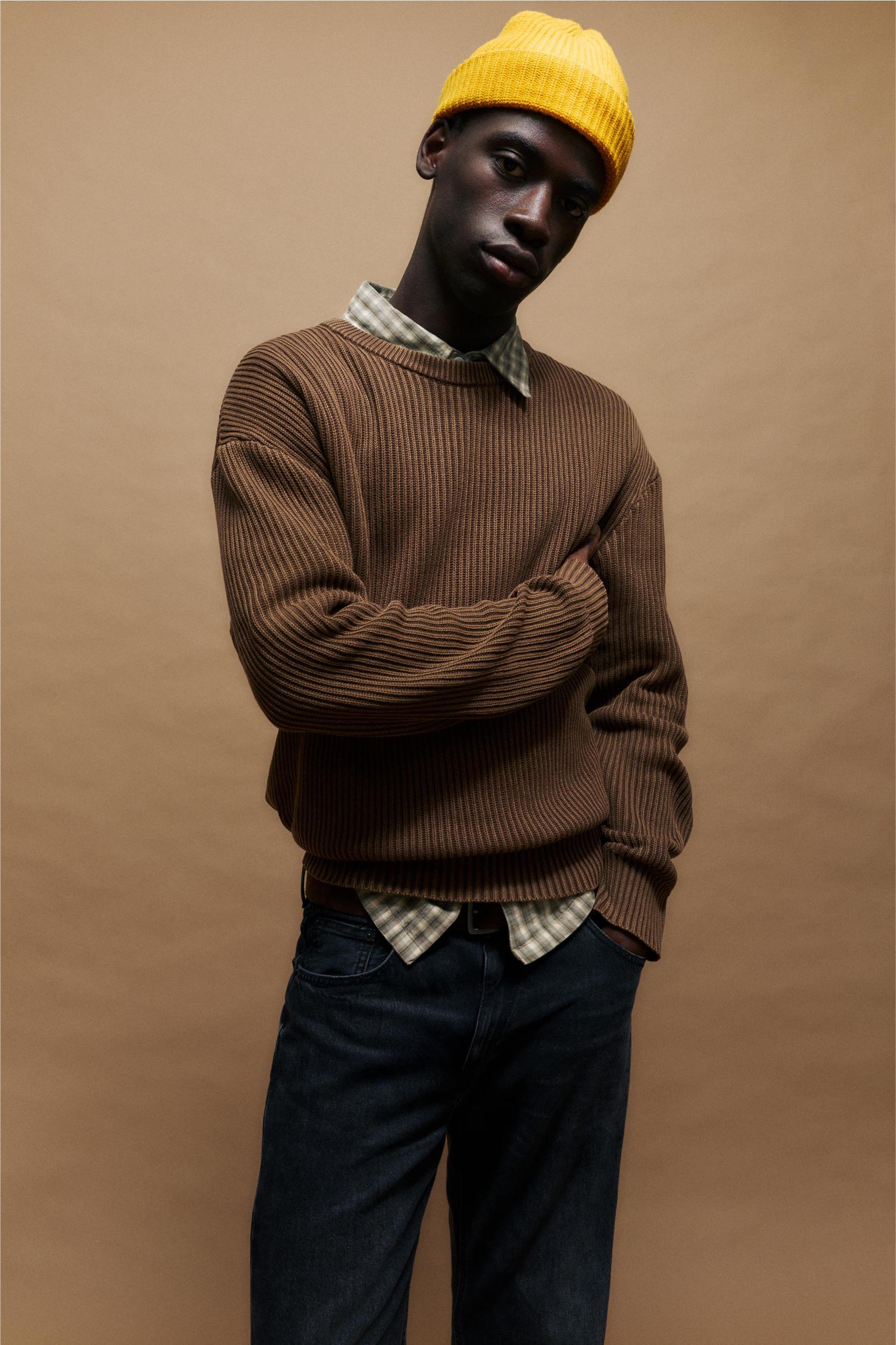 Acid wash knit jumper Product Image