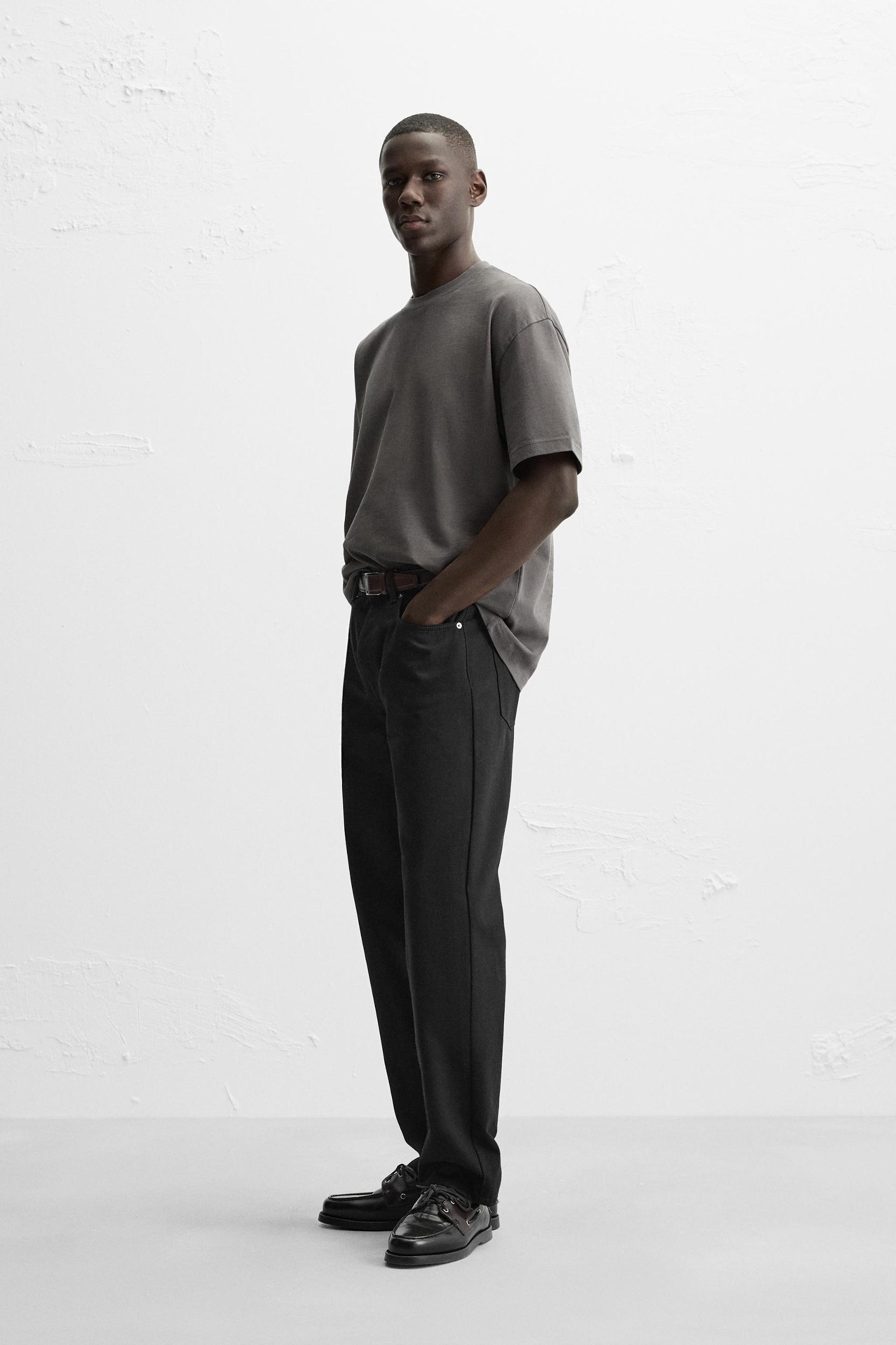 BASIC HEAVYWEIGHT T-SHIRT Product Image