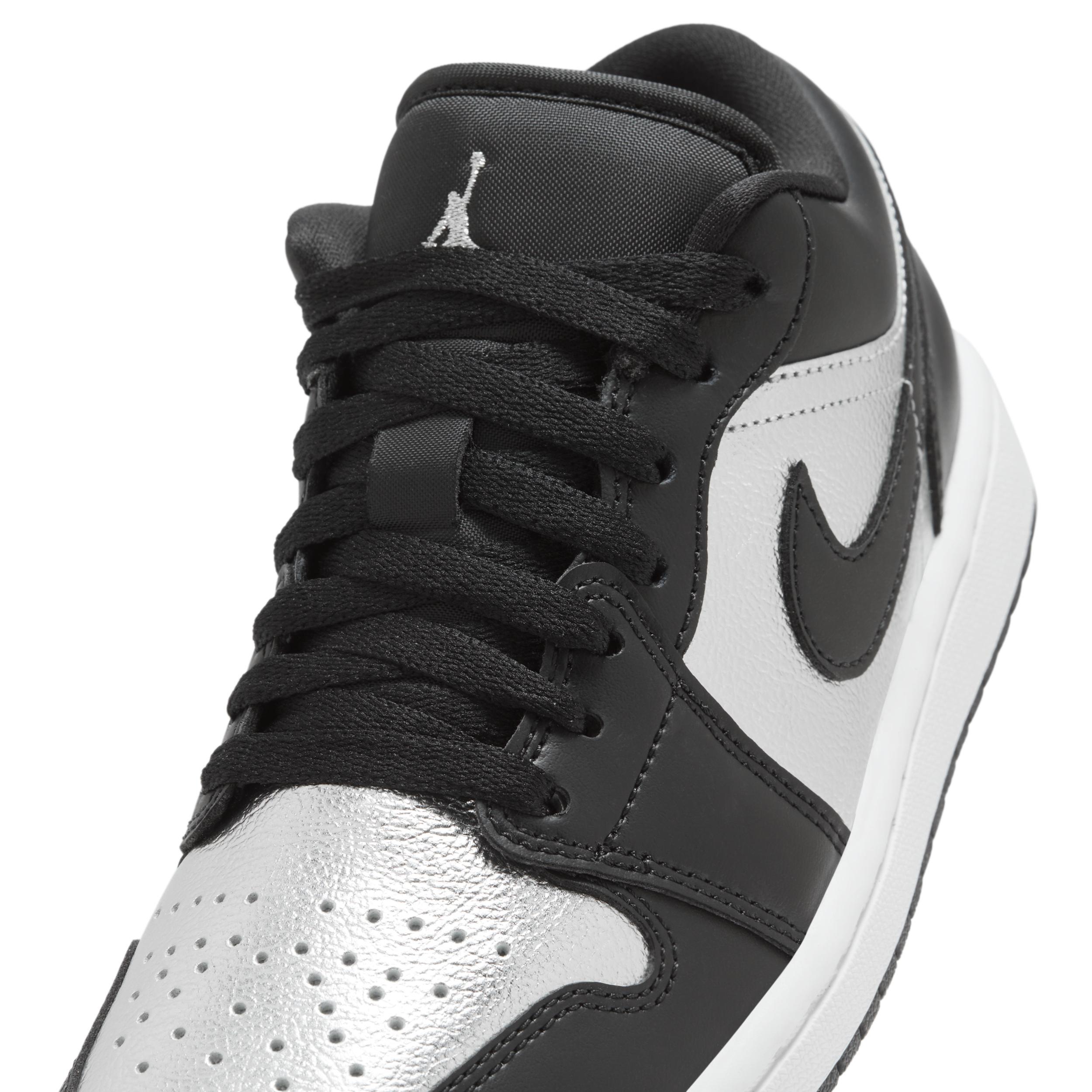 Air Jordan 1 Low SE Women's Shoes Product Image