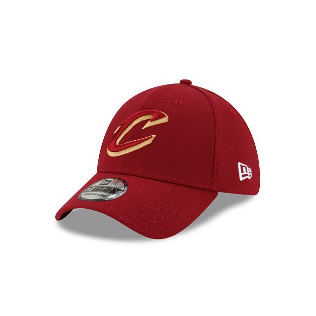 Cleveland Cavaliers Team Classic 39THIRTY Stretch Fit Hat Male Product Image
