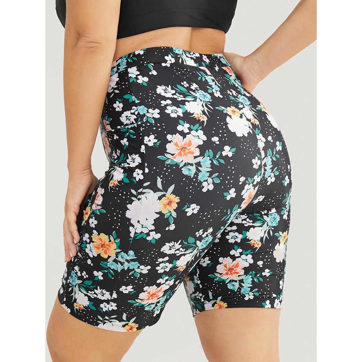 Plus Size High Waist Pocket Side Swim Shorts Women's Swimwear BlackFlower Beach Plain High stretch Skinny High Rise Curve Swim Bottoms BloomChic 30/6X Product Image