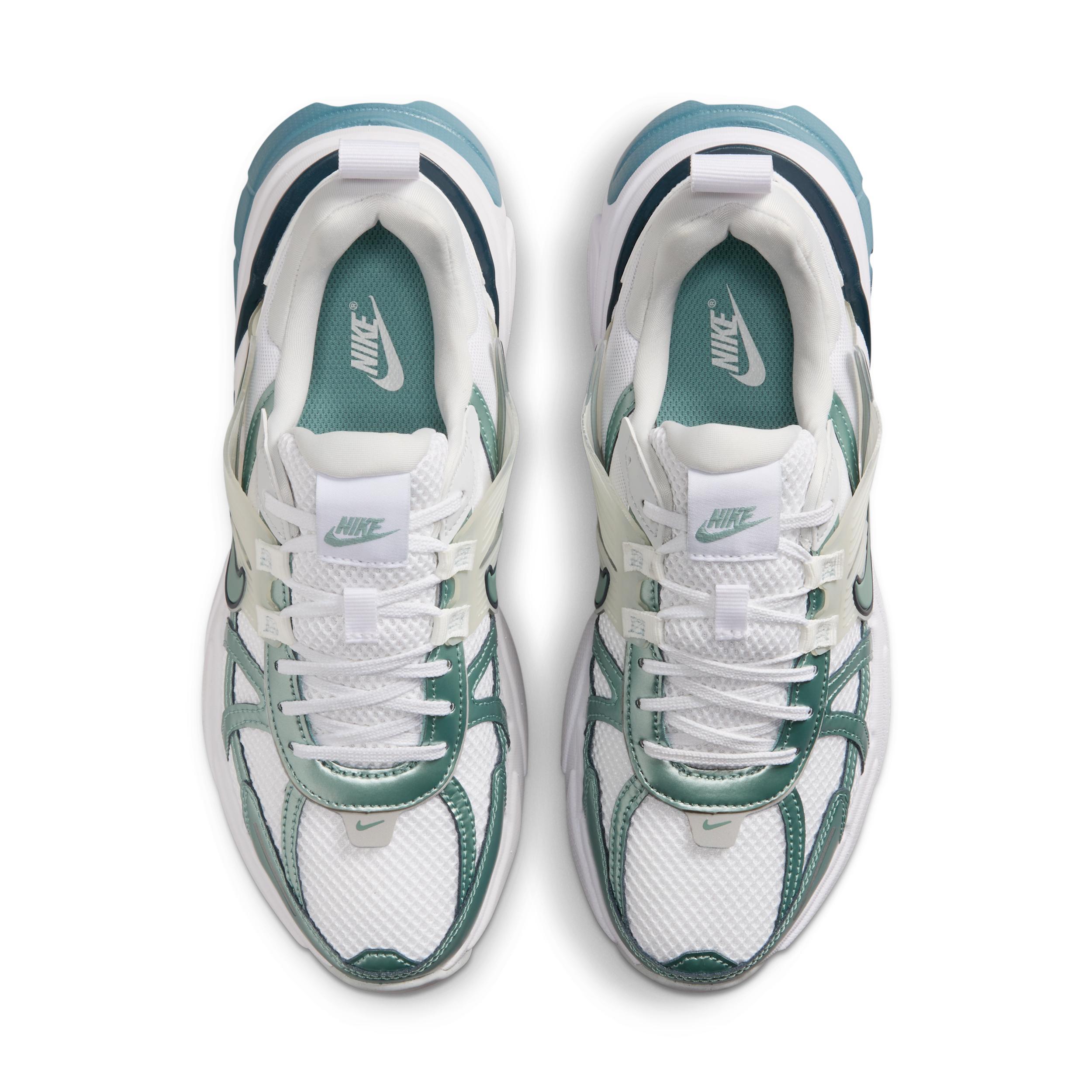 Nike Women's V2K Run Shoes Product Image