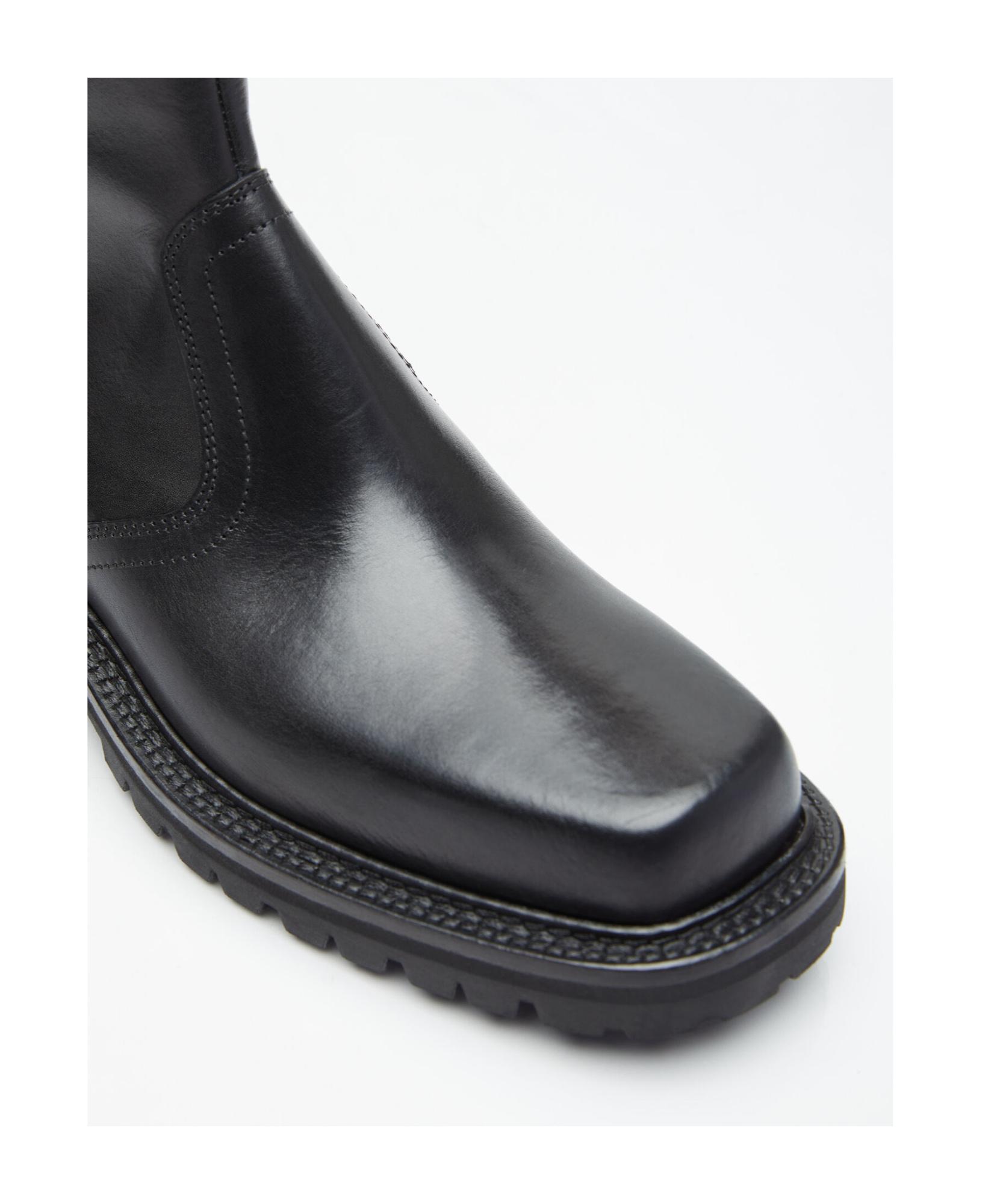 DRIES VAN NOTEN Square Toed Chelsea Boots In Black Product Image