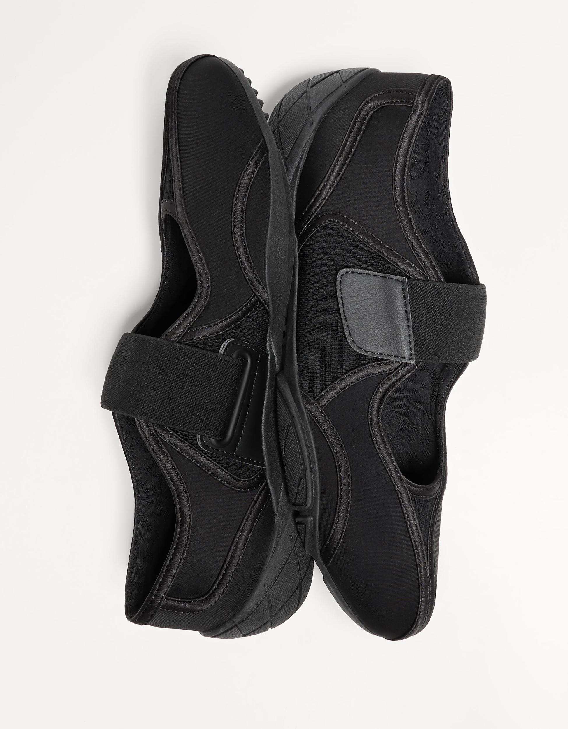 Sporty ballet flats Product Image