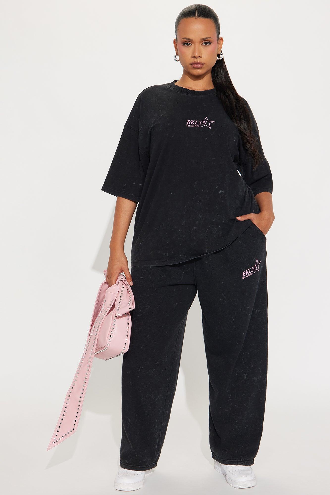 Brooklyn Star Washed Pants - Black Product Image