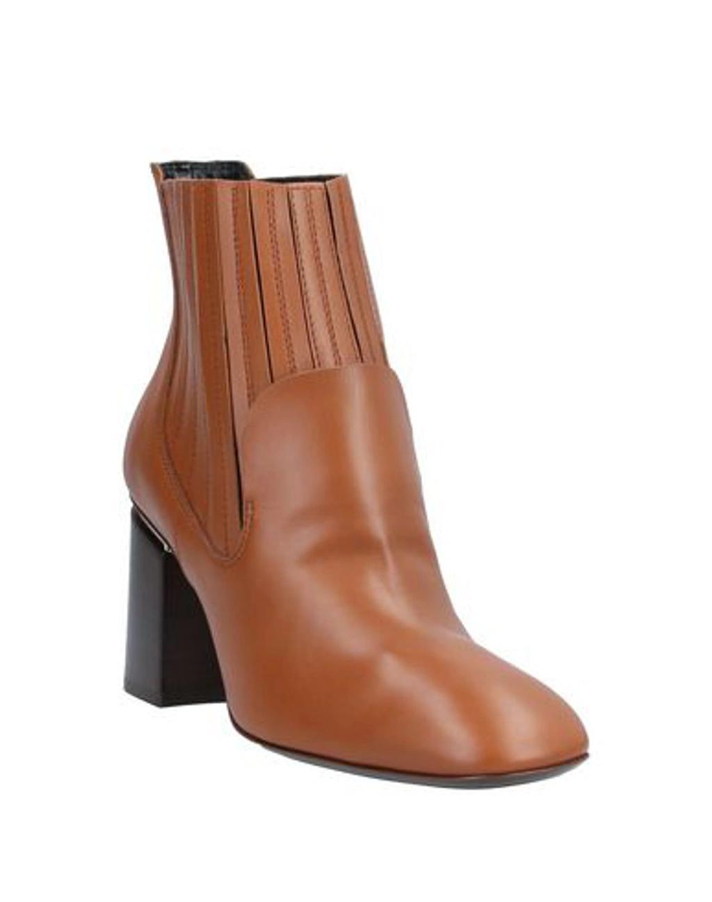 TOD'S Ankle Boots In Brown Product Image