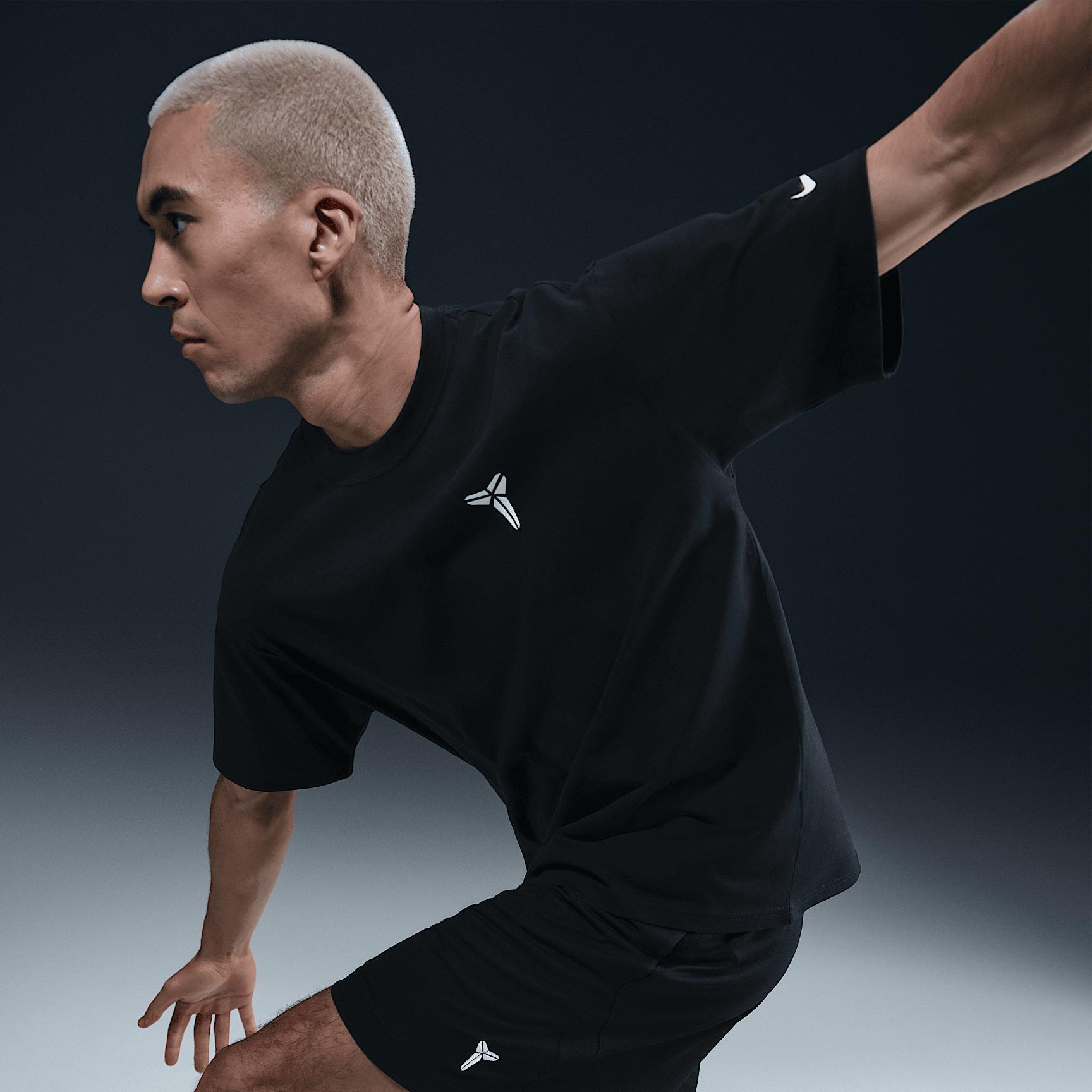 Nike Men's Kobe Basketball T-Shirt Product Image