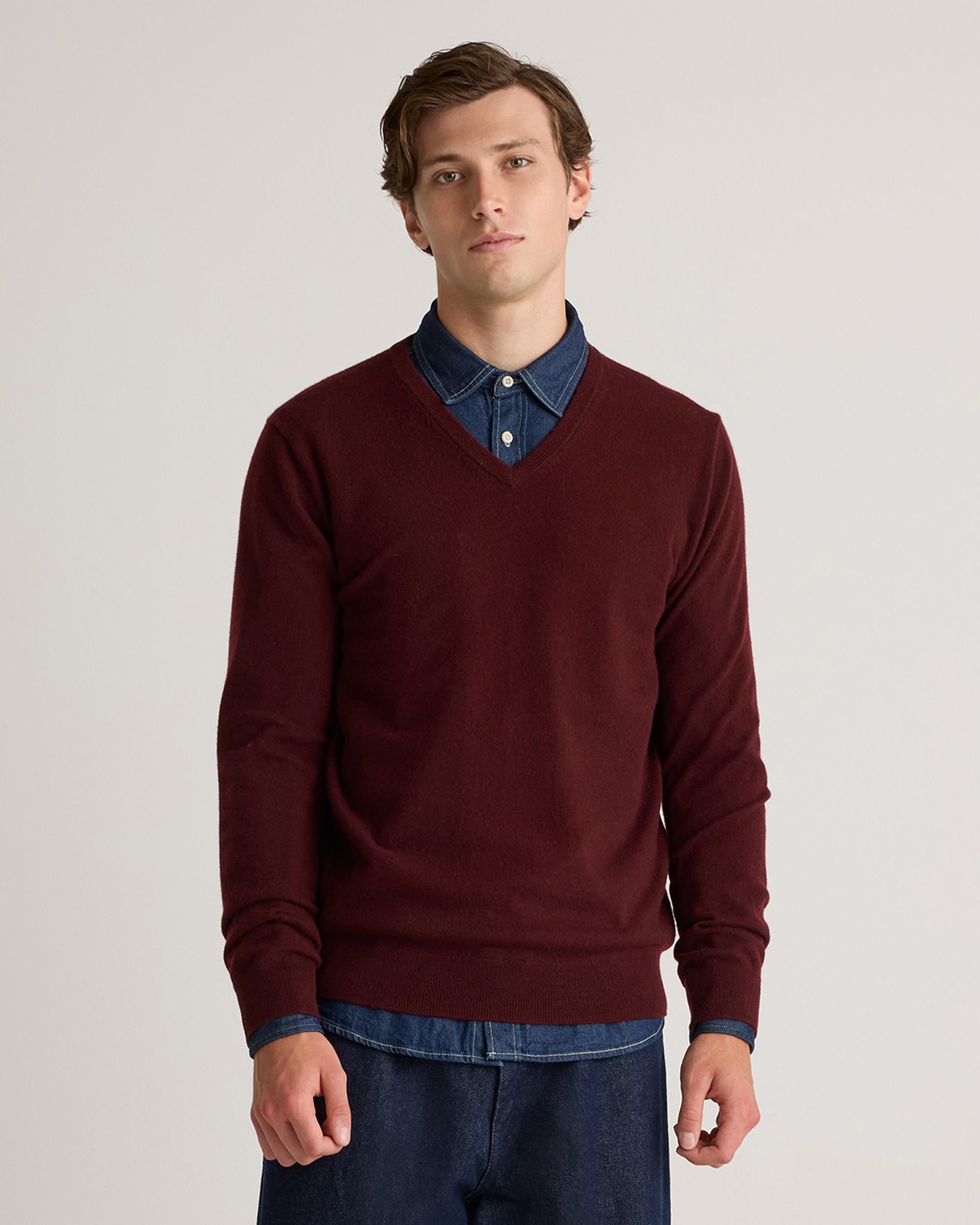 Quince | Men's Mongolian Cashmere V-Neck Sweater Size XL Product Image