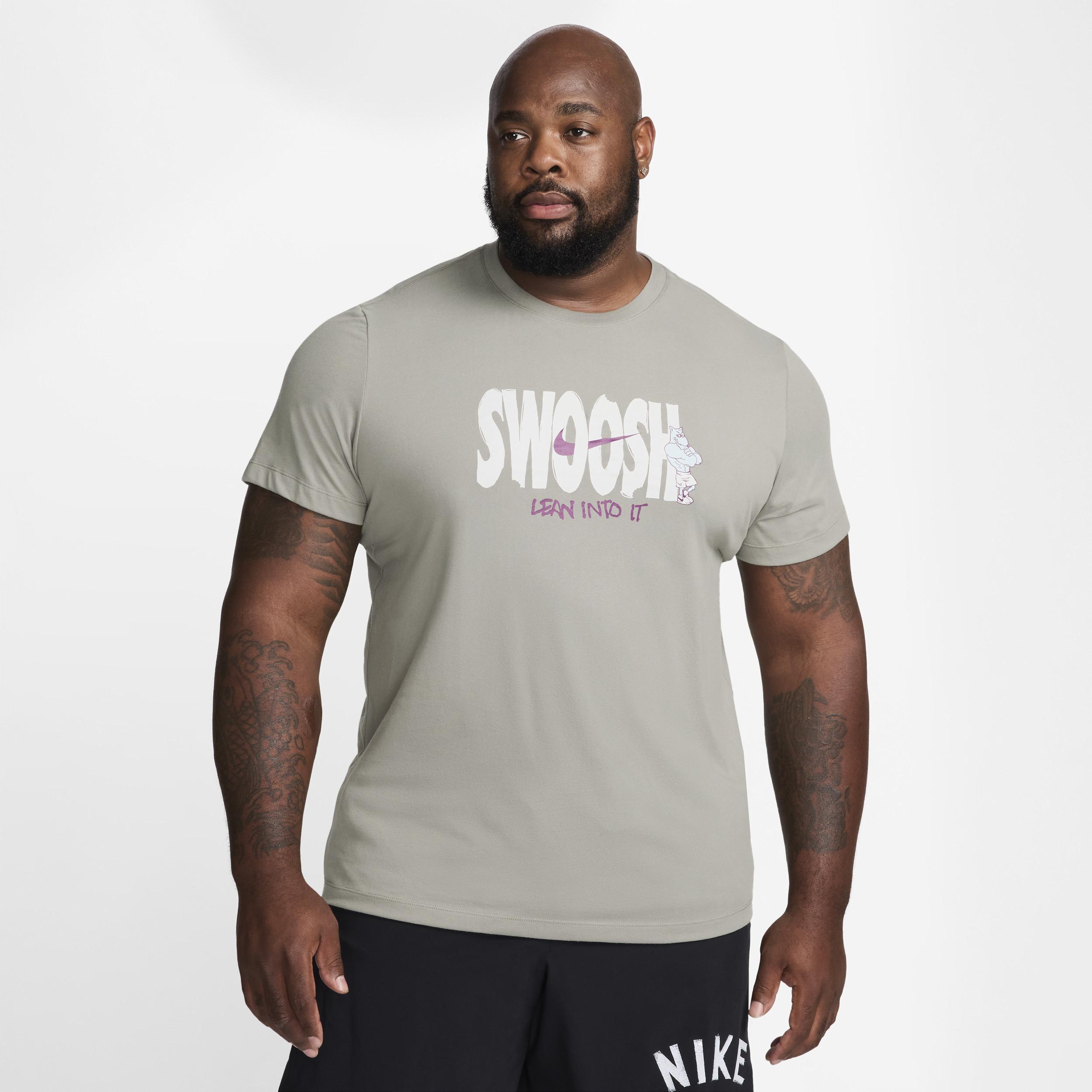 Nike Men's Dri-FIT Fitness T-Shirt Product Image