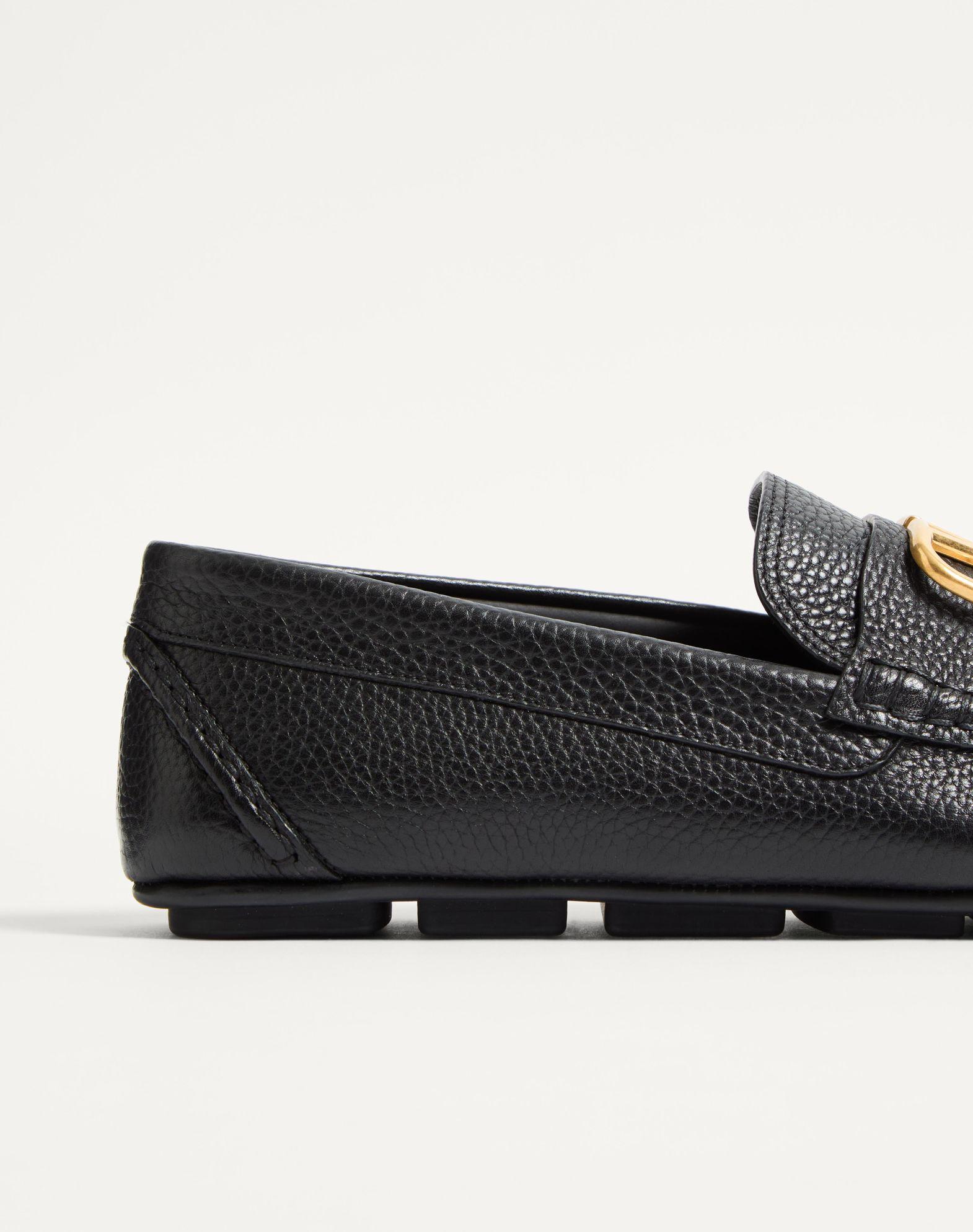 Vlogo Signature Grainy Calfskin Driving Shoe Product Image
