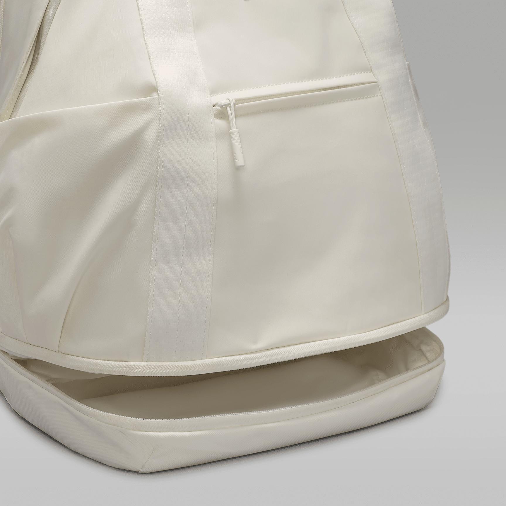 Jordan Alpha Backpack (28L) Product Image