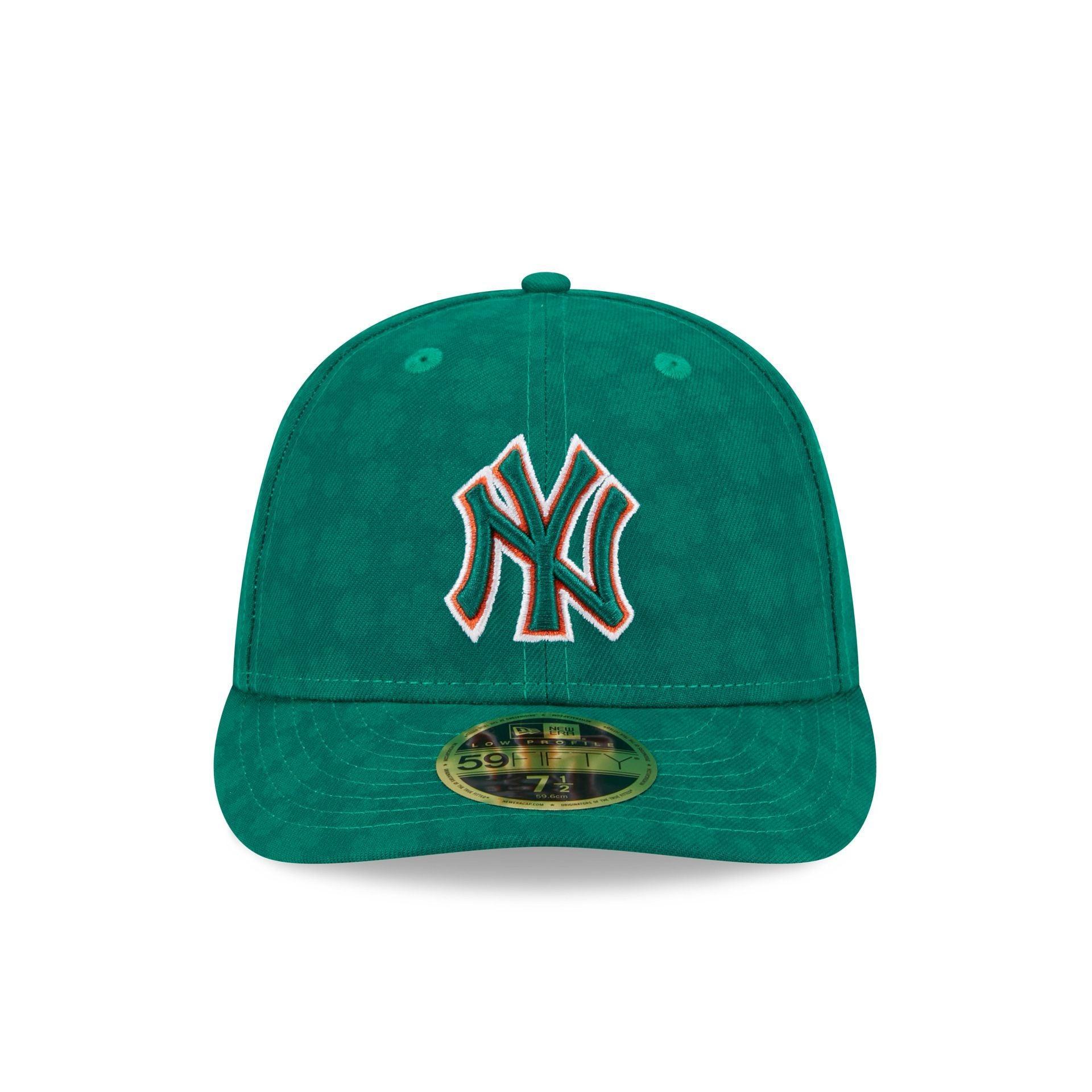 Boston Red Sox Snake Scale Logo Low Profile 59FIFTY Fitted Hat Male Product Image