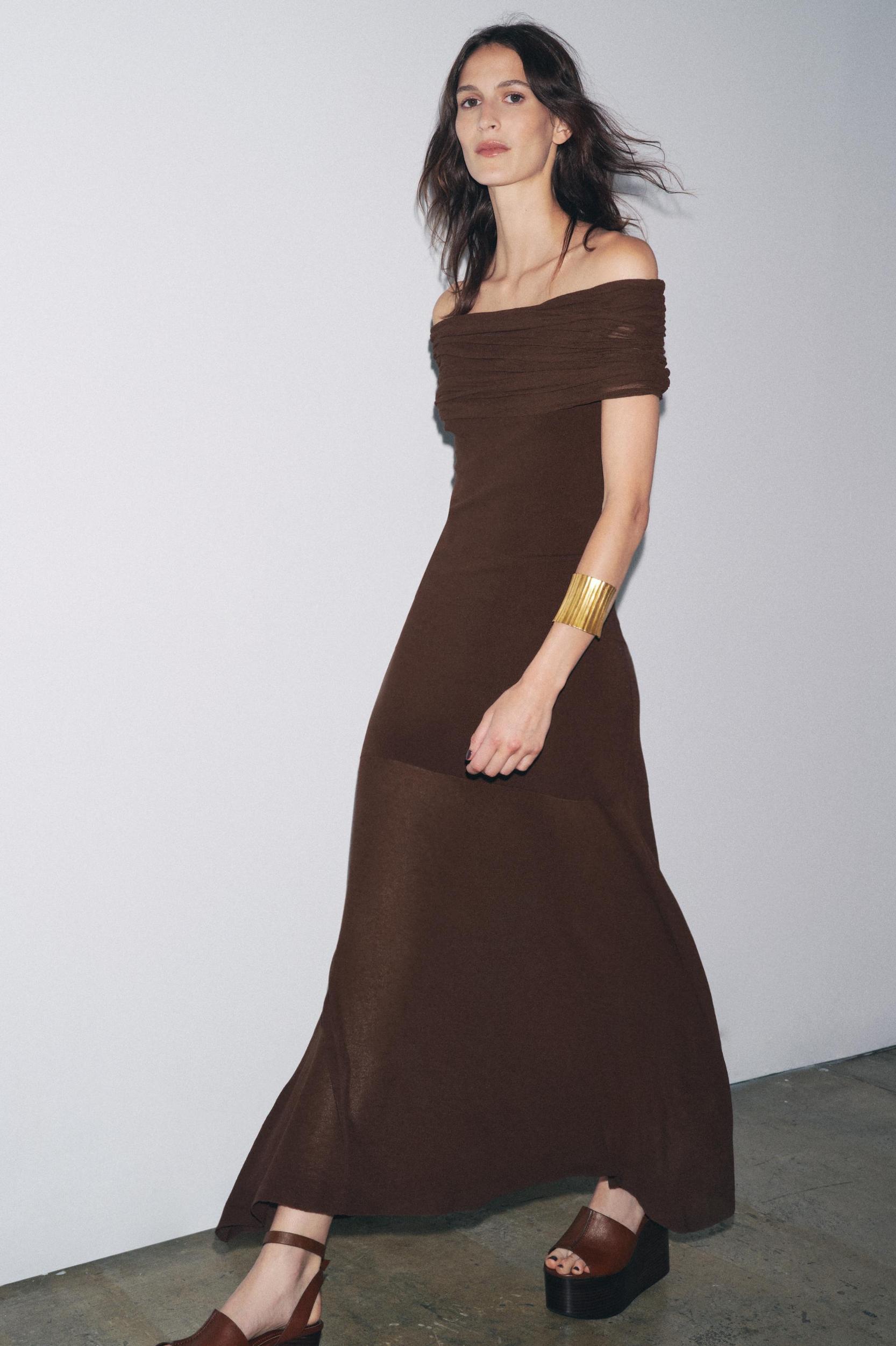 OFF-THE-SHOULDER KNIT DRESS Product Image