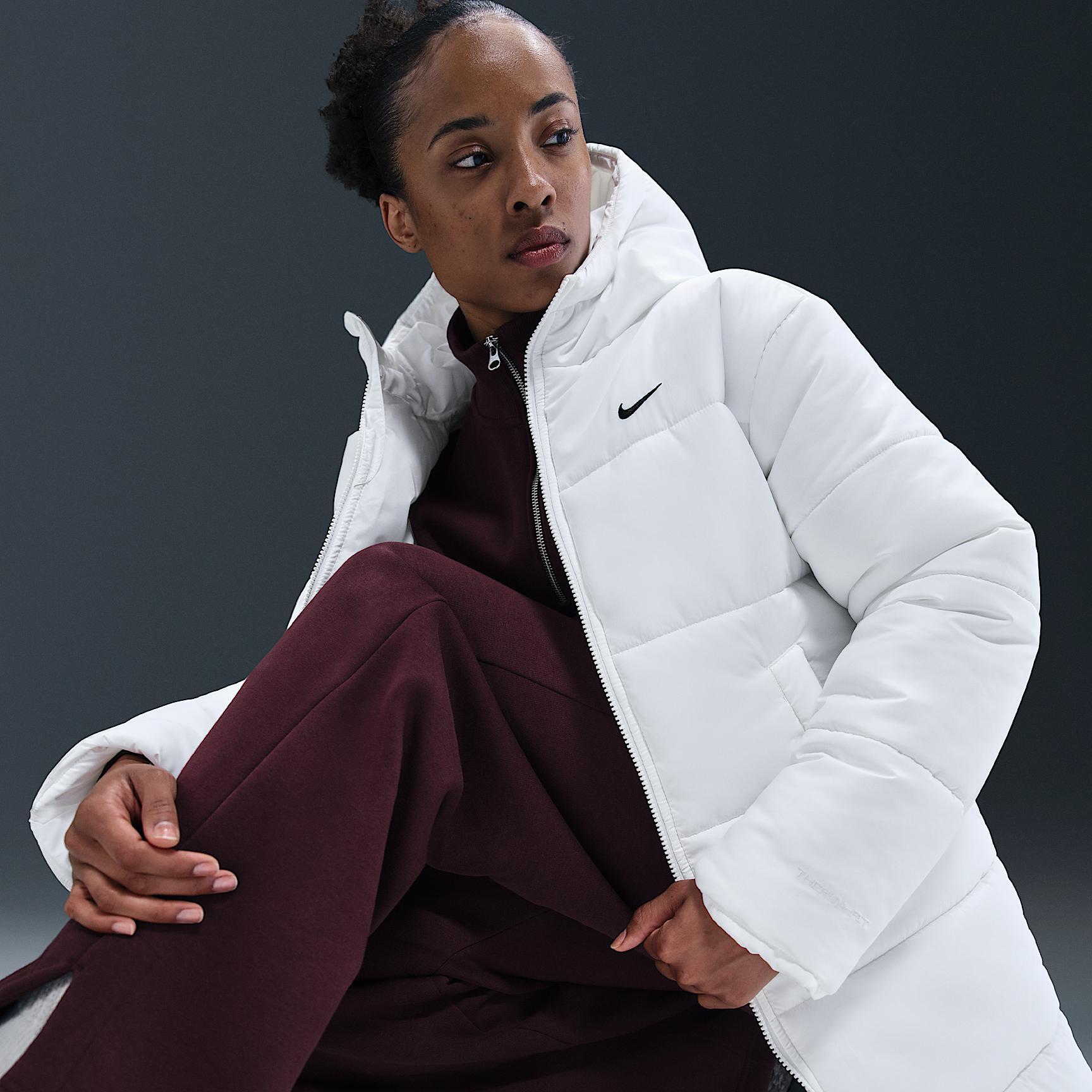 Nike Sportswear Classic Women's Therma-FIT Loose Hooded Parka Product Image