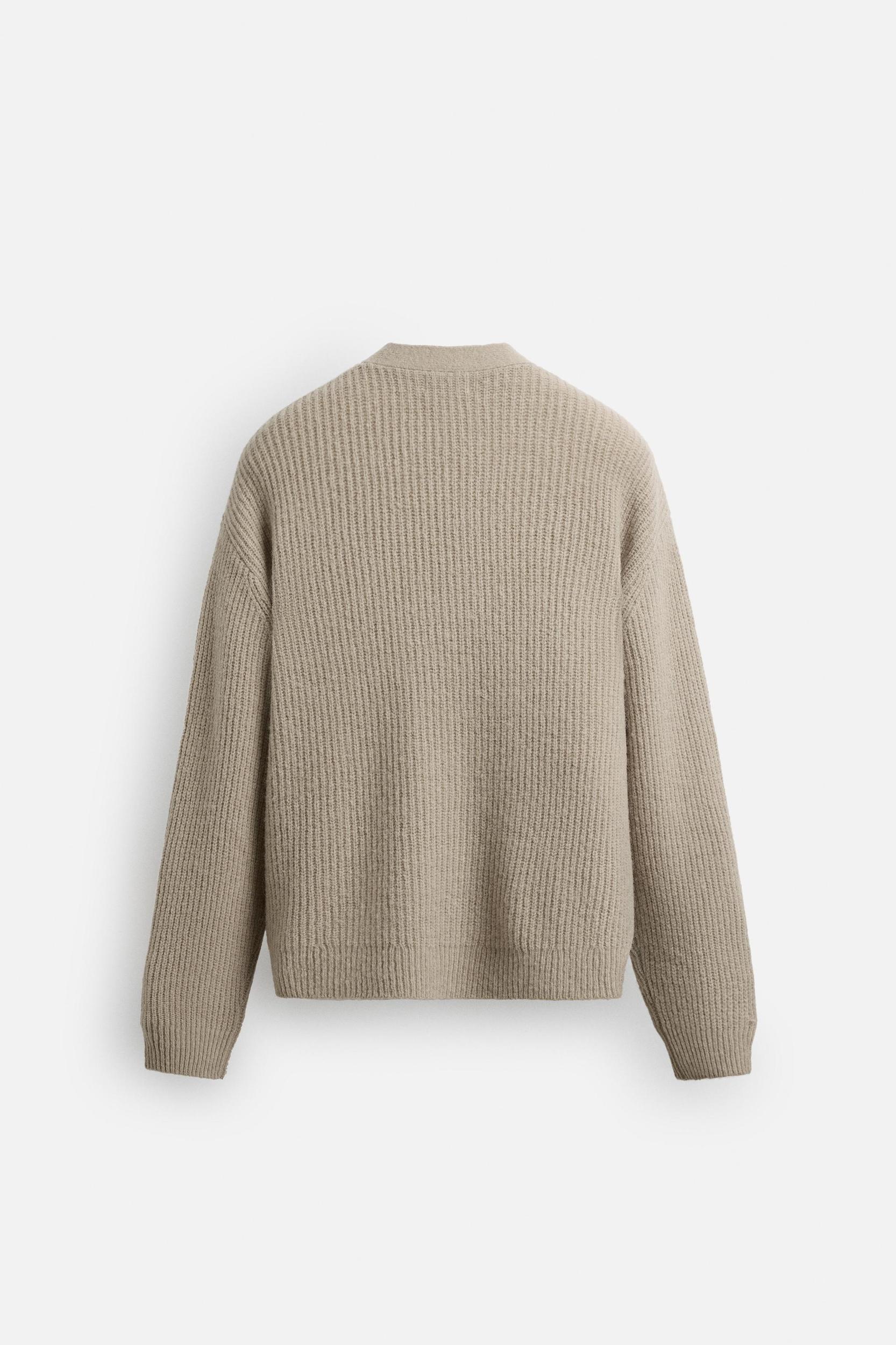 TEXTURED CARDIGAN LIMITED EDITION Product Image