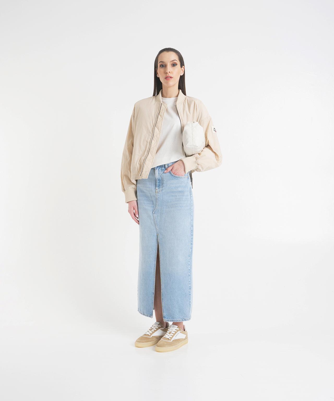 Top with flounce Product Image