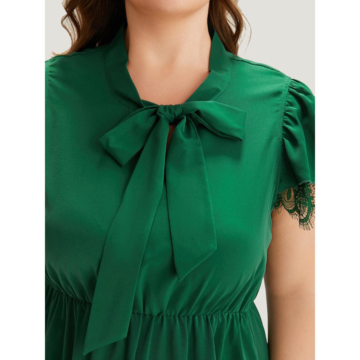 Plus Size Solid Knot Neck Pocket Eyelet Lace Dress Green Women Office Plain Tie Neck Sleeveless Curvy Midi Dress BloomChic 26/4X Product Image