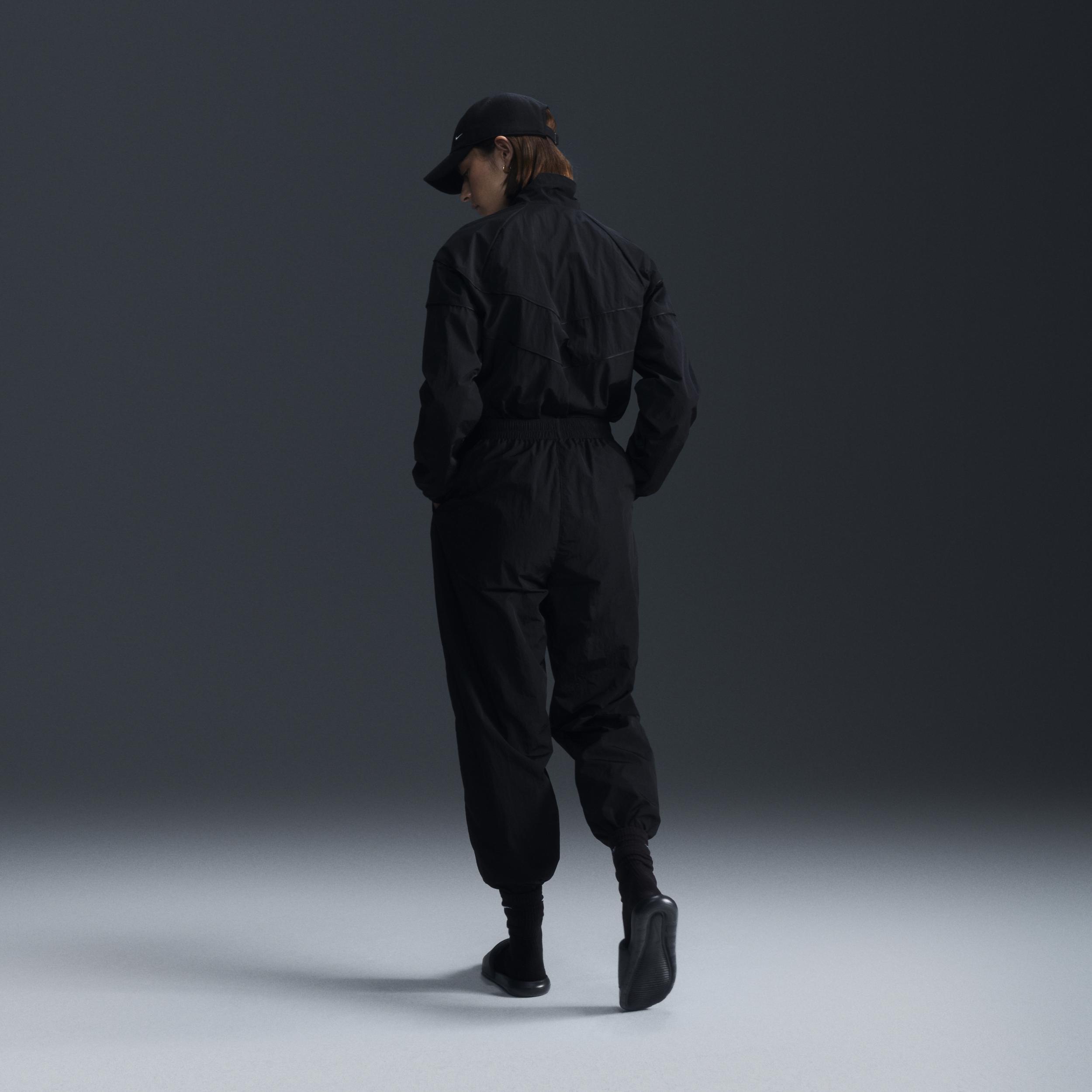 Nike Windrunner Women's Loose UV Woven Full-Zip Jacket Product Image