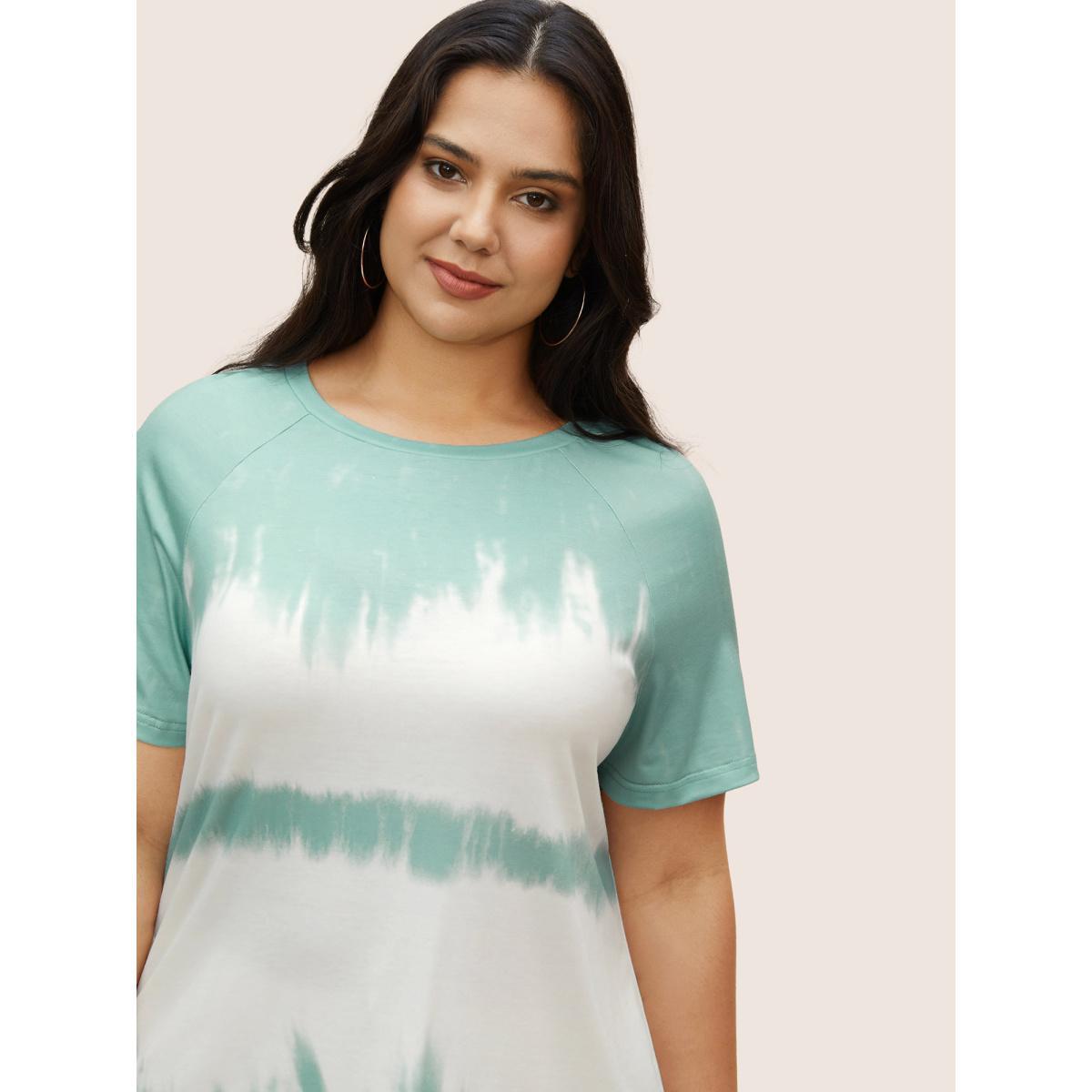 Plus Size Tie Dye Round Neck Raglan Sleeve T-shirt Mint Women Casual Contrast Round Neck Everyday T-shirts BloomChic 26/4X Product Image