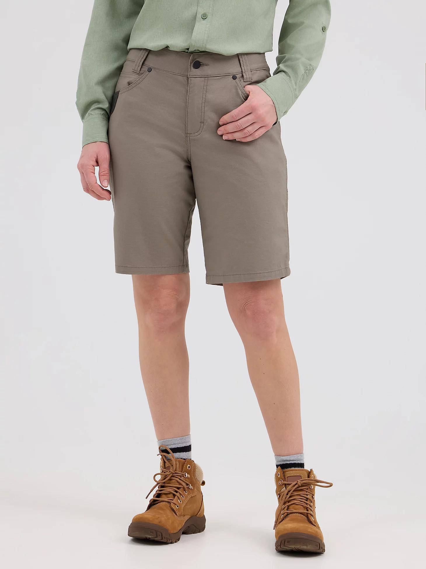 Women's Wrangler RIGGS Workwear® Technical Carpenter Short in Dark Khaki Product Image
