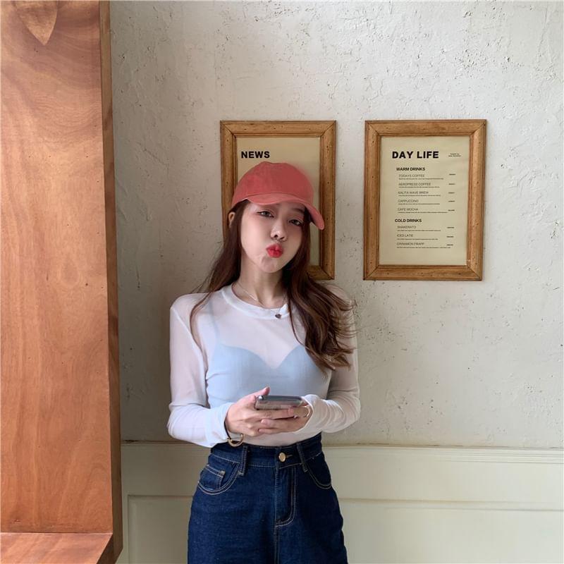 Long-Sleeve Crew Neck Plain Mesh Slim Fit T-Shirt Product Image