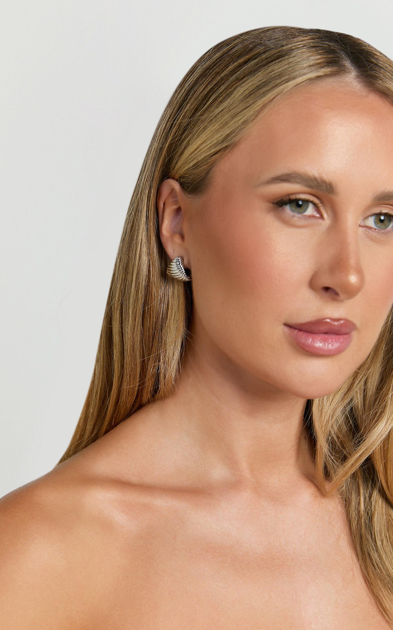 Rhianna Earrings - Ridge Stud Earrings in Silver Product Image