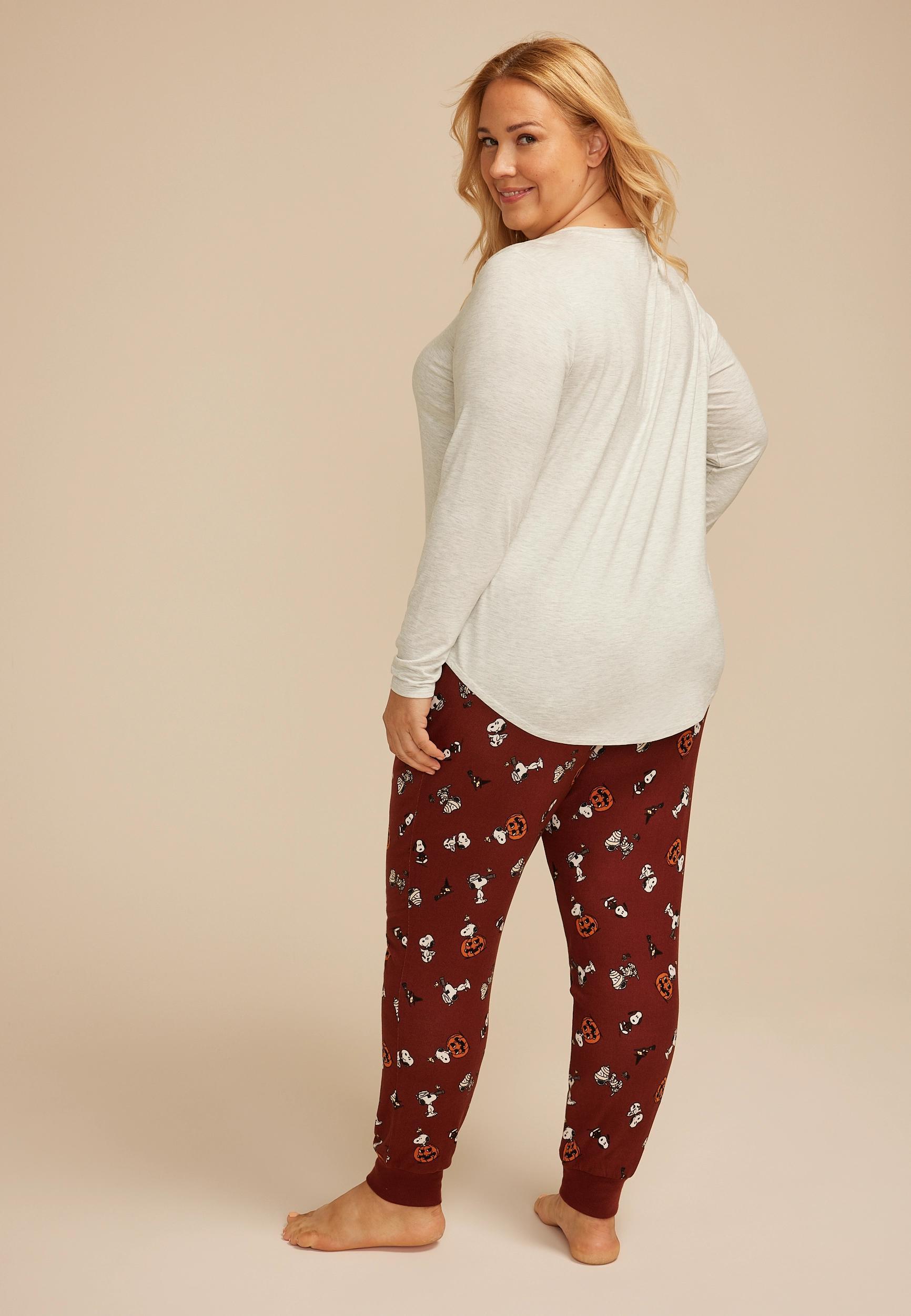 Plus Size Snoopy Halloween Graphic Tee And Jogger Pajama Set Product Image