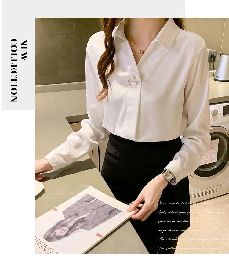 Long-Sleeve Plain Shirt Product Image