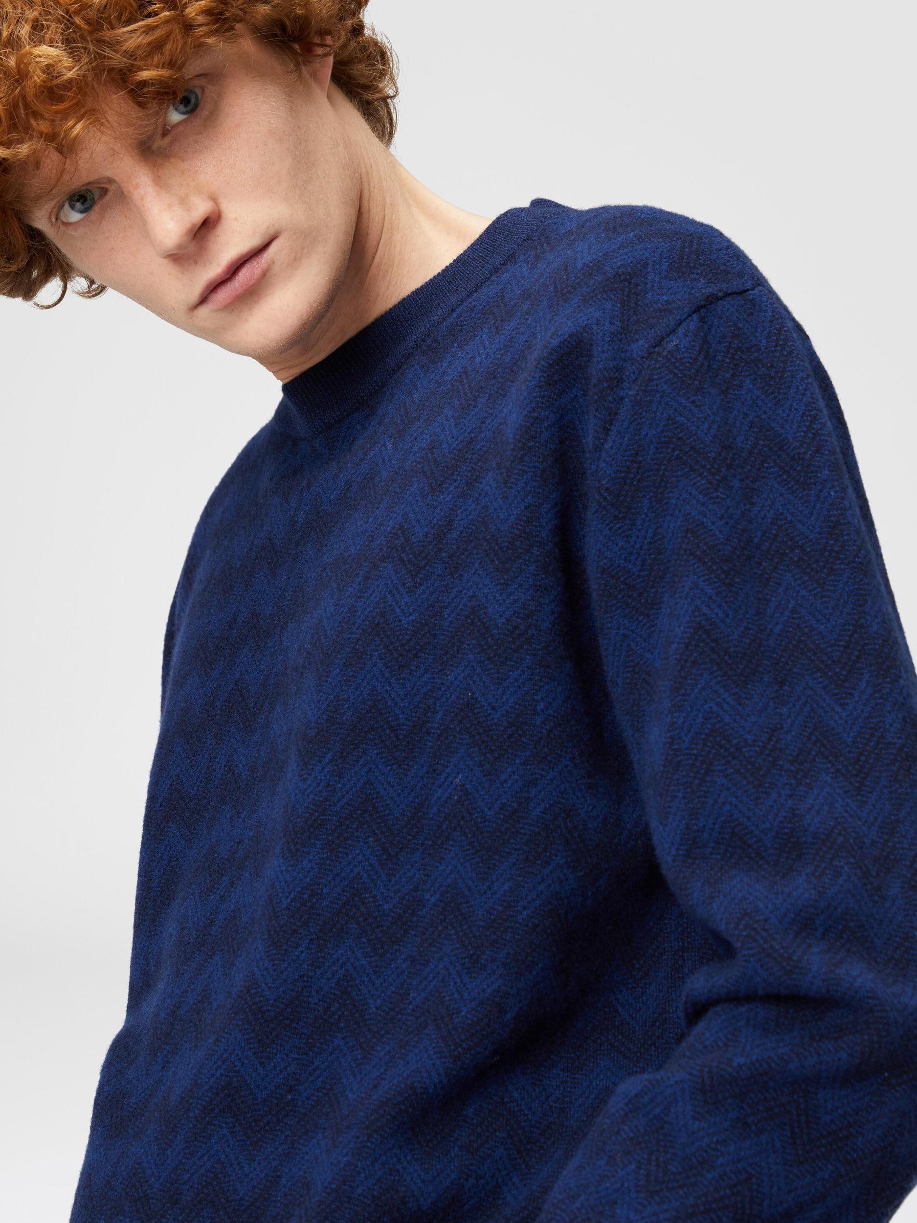 Zigzag wool and cashmere crewneck pullover Product Image