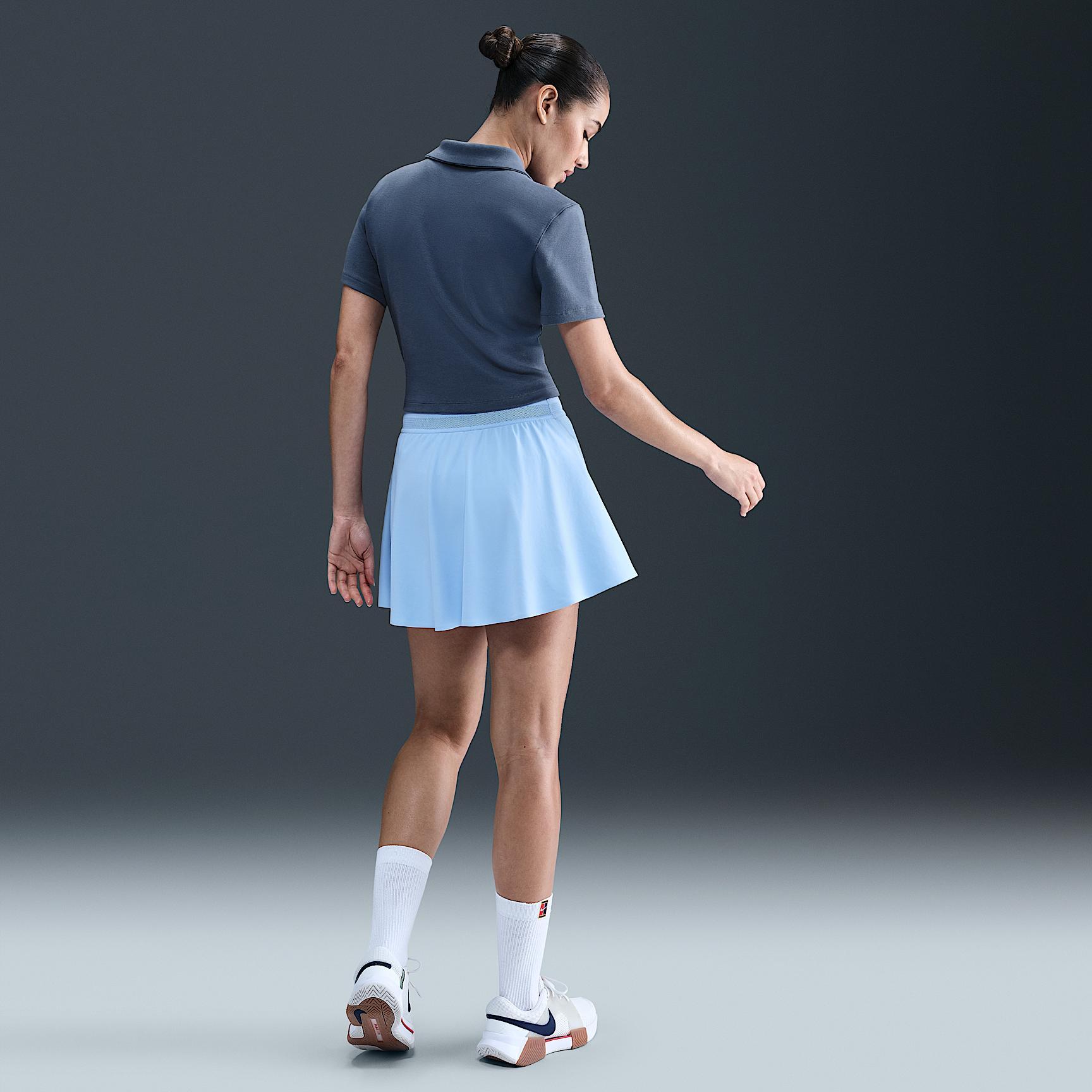 NikeCourt Heritage Women's Short-Sleeve Cropped Tennis Polo Product Image